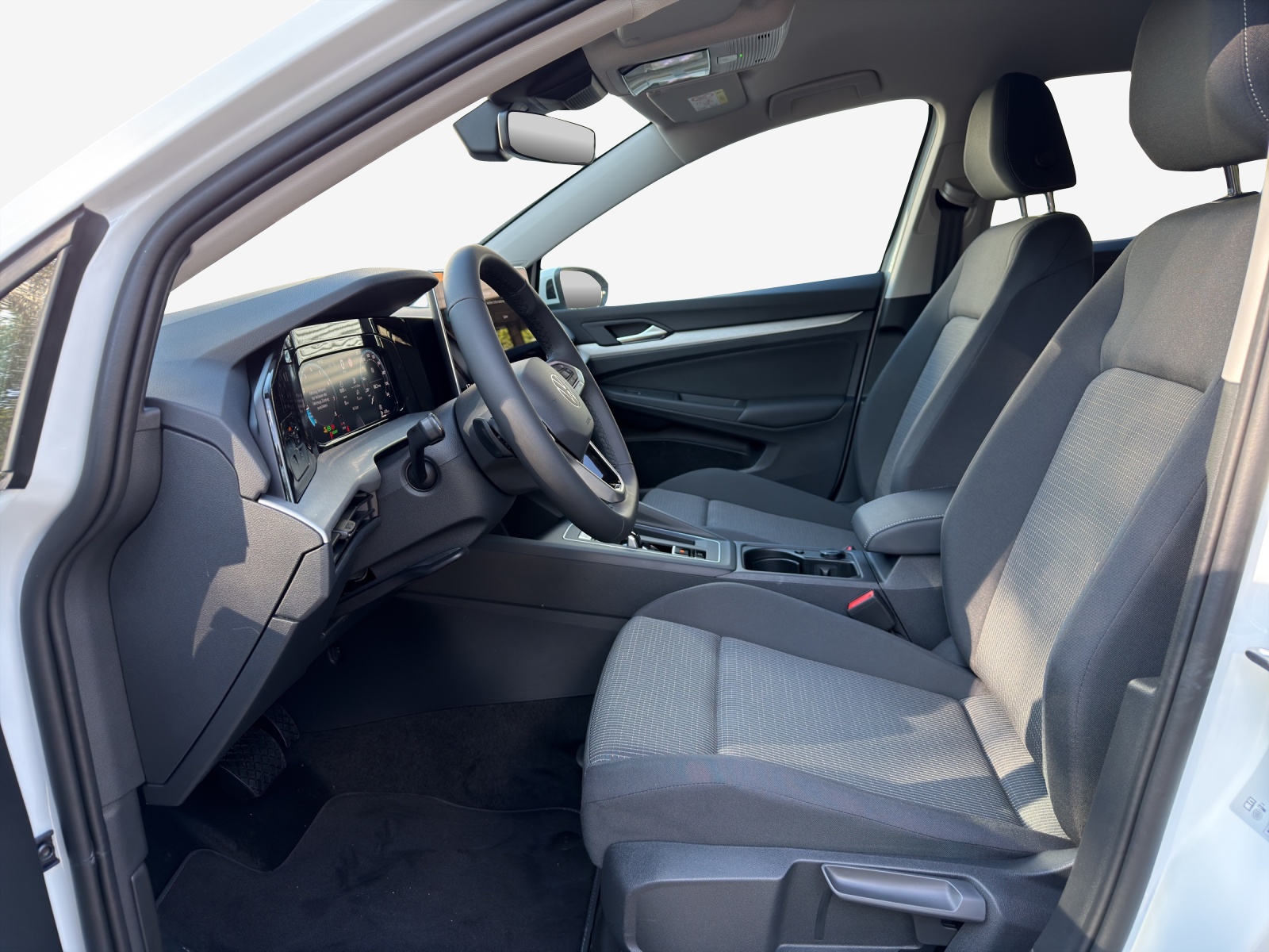 VW Golf 1.5 e TSI mHEV Value DSG-image-7