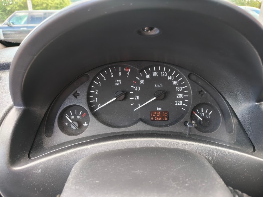 OPEL Corsa 1.2 16V Club Basis-image-10