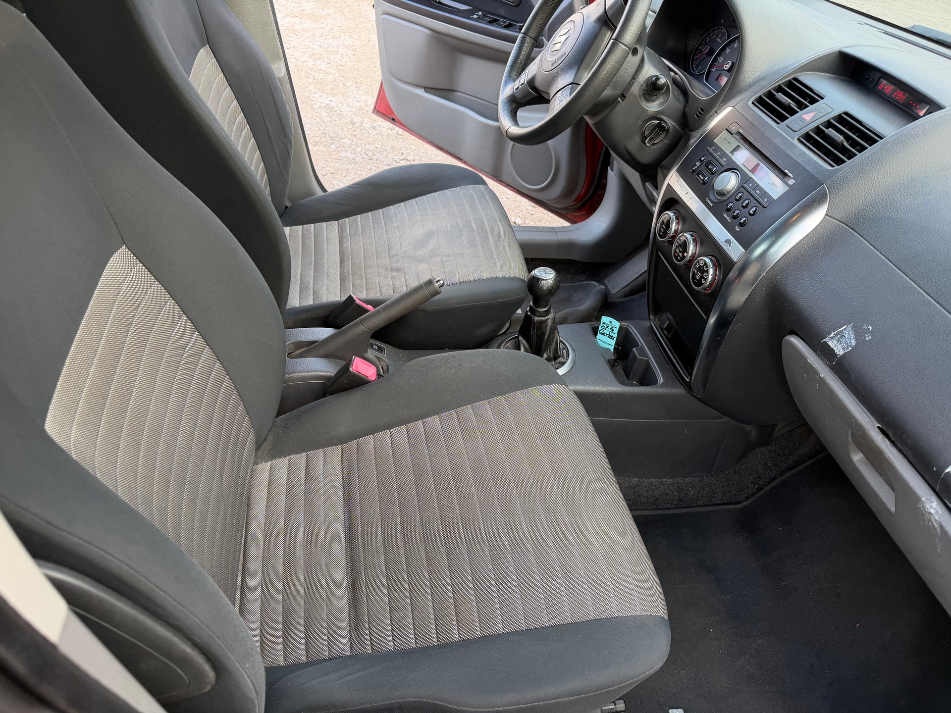 SUZUKI SX4 1.6 16V GL Top 4WD-image-9
