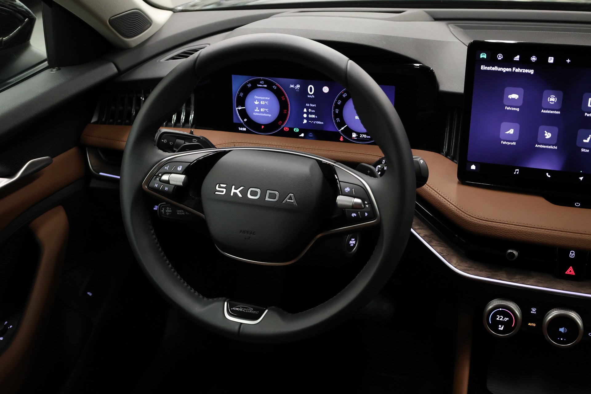 SKODA Superb Combi 2.0 TDI L & K 4x4 DSG-image-20