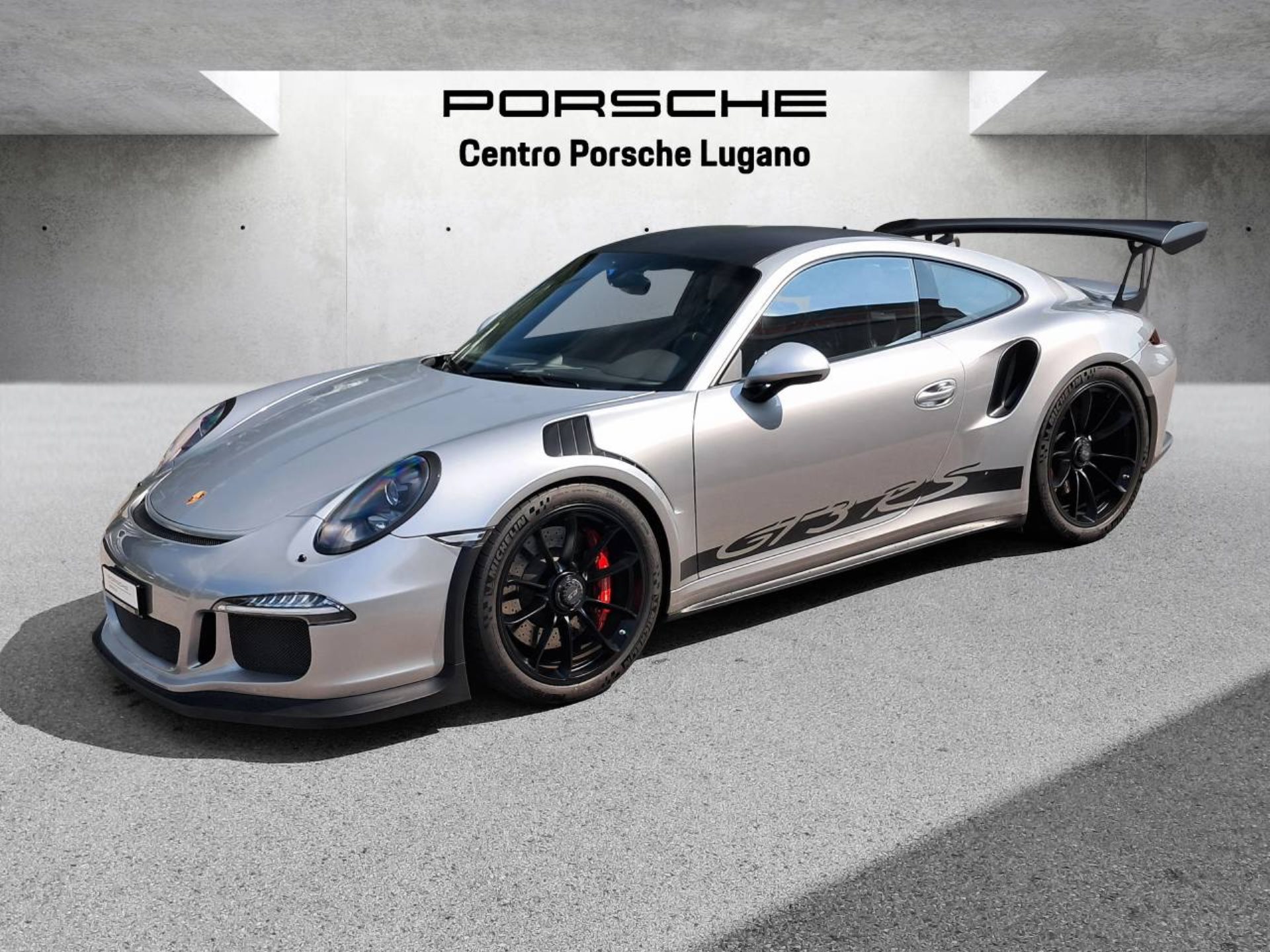 PORSCHE 911 GT3 RS-image-8