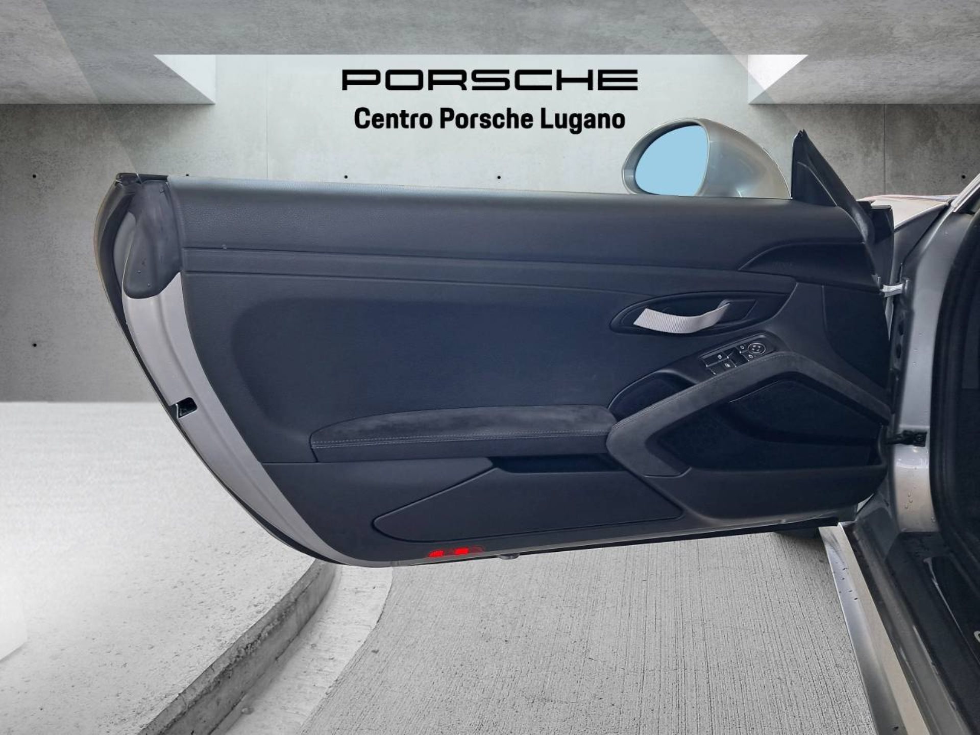 PORSCHE 911 GT3 RS-image-22