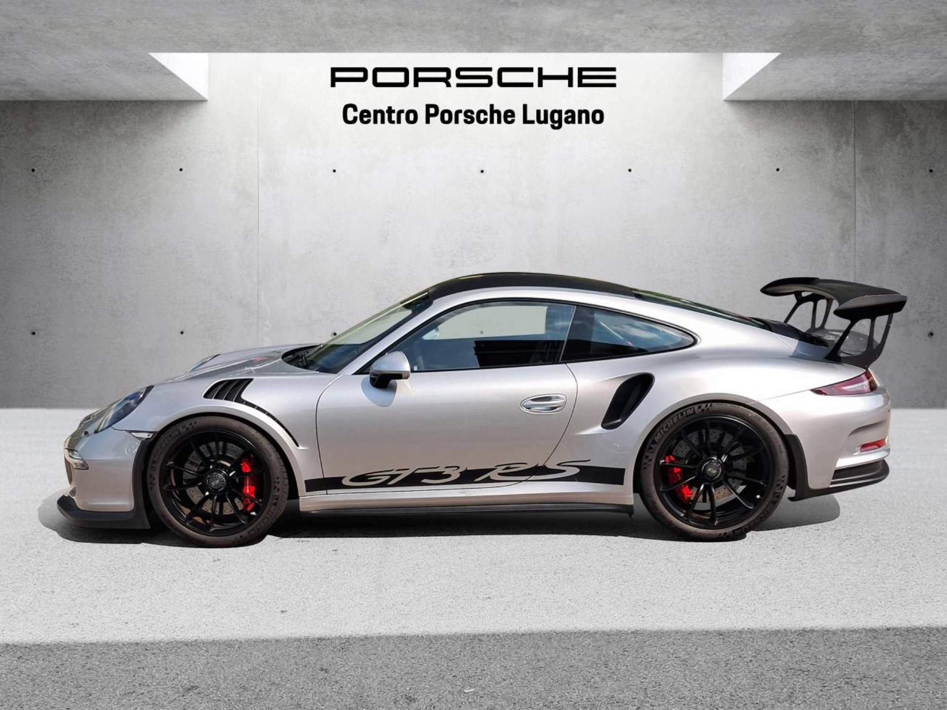 PORSCHE 911 GT3 RS-image-1