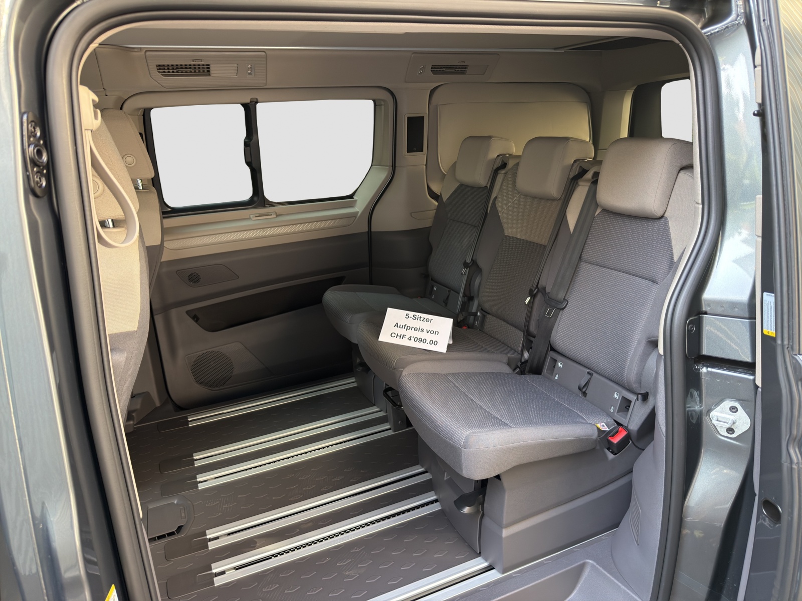 VW California eHybrid Beach Tour Liberty 4Motion-image-12