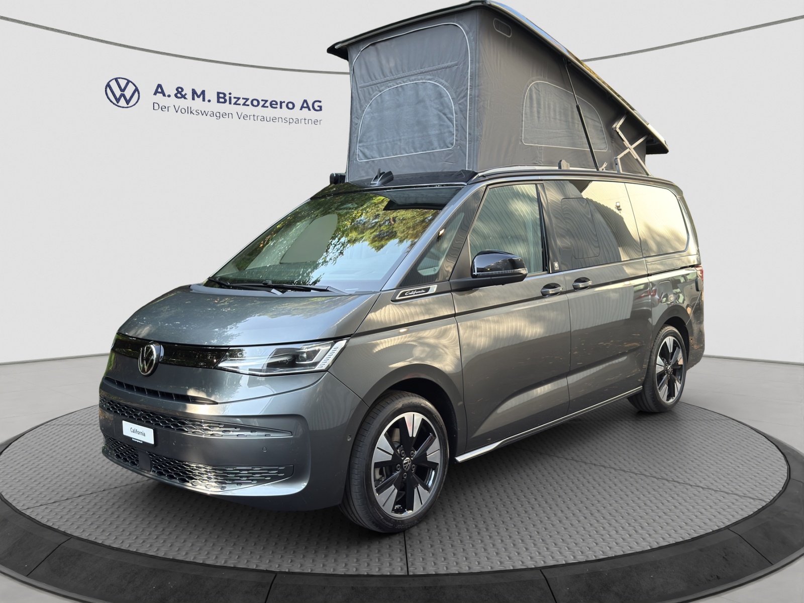 VW California eHybrid Beach Tour Liberty 4Motion-image-0