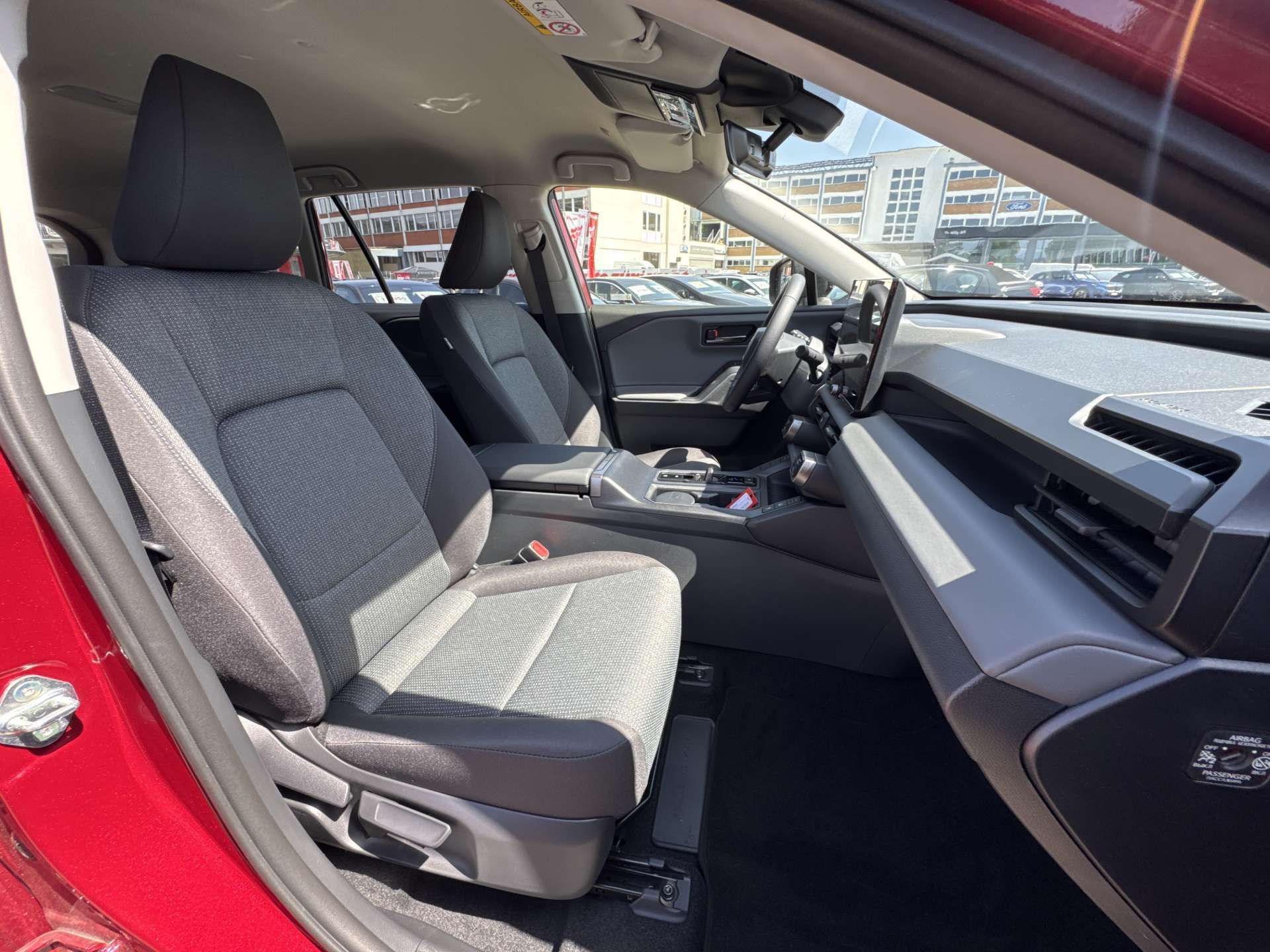 TOYOTA RAV-4 2.5 HSD Trend e-CVT AWD NEUES MODELL Automat-image-12