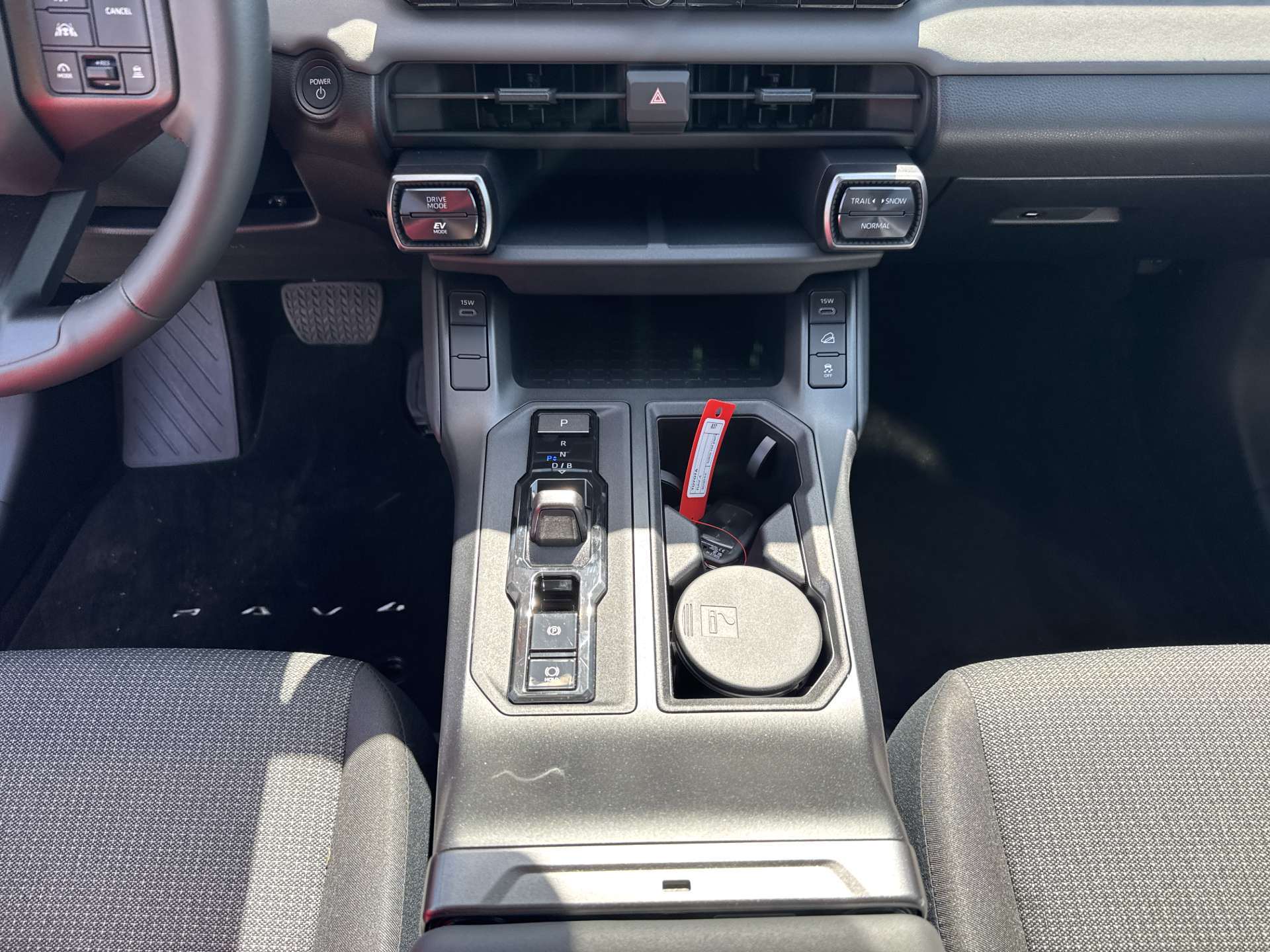 TOYOTA RAV-4 2.5 HSD Trend e-CVT AWD NEUES MODELL Automat-image-11