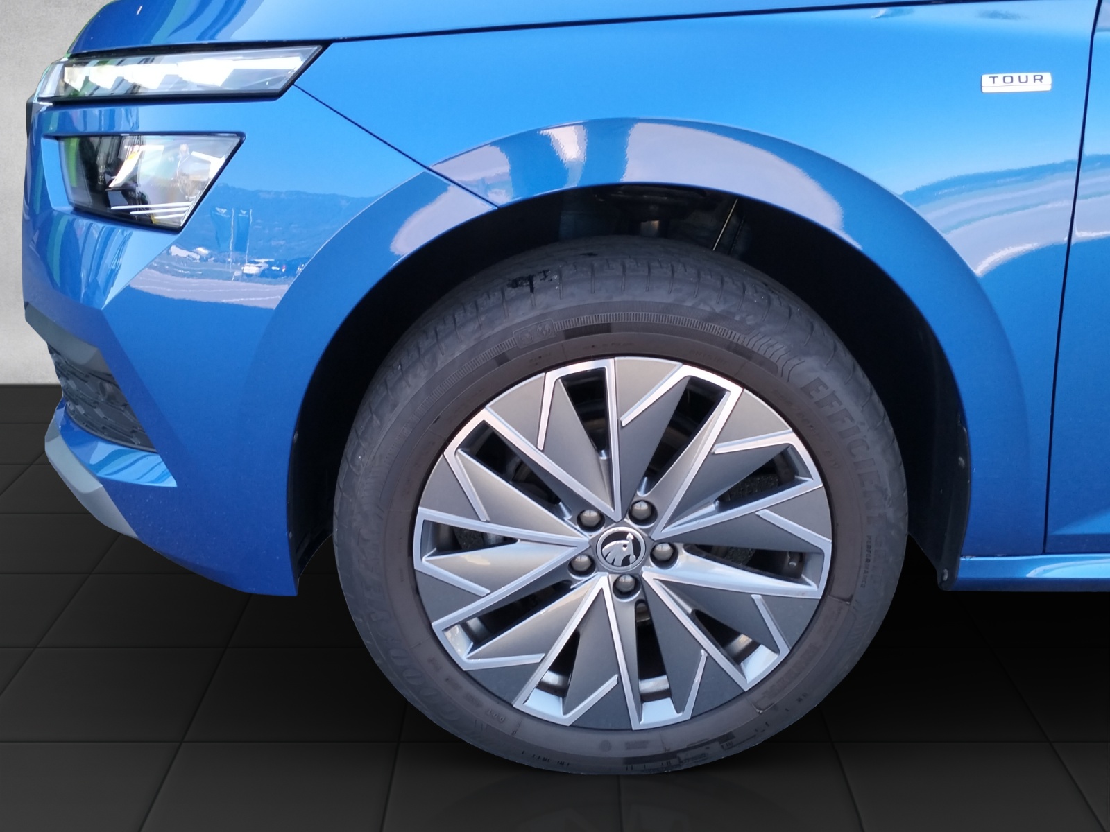 SKODA Kamiq 1.0 TSI Tour DSG-image-11