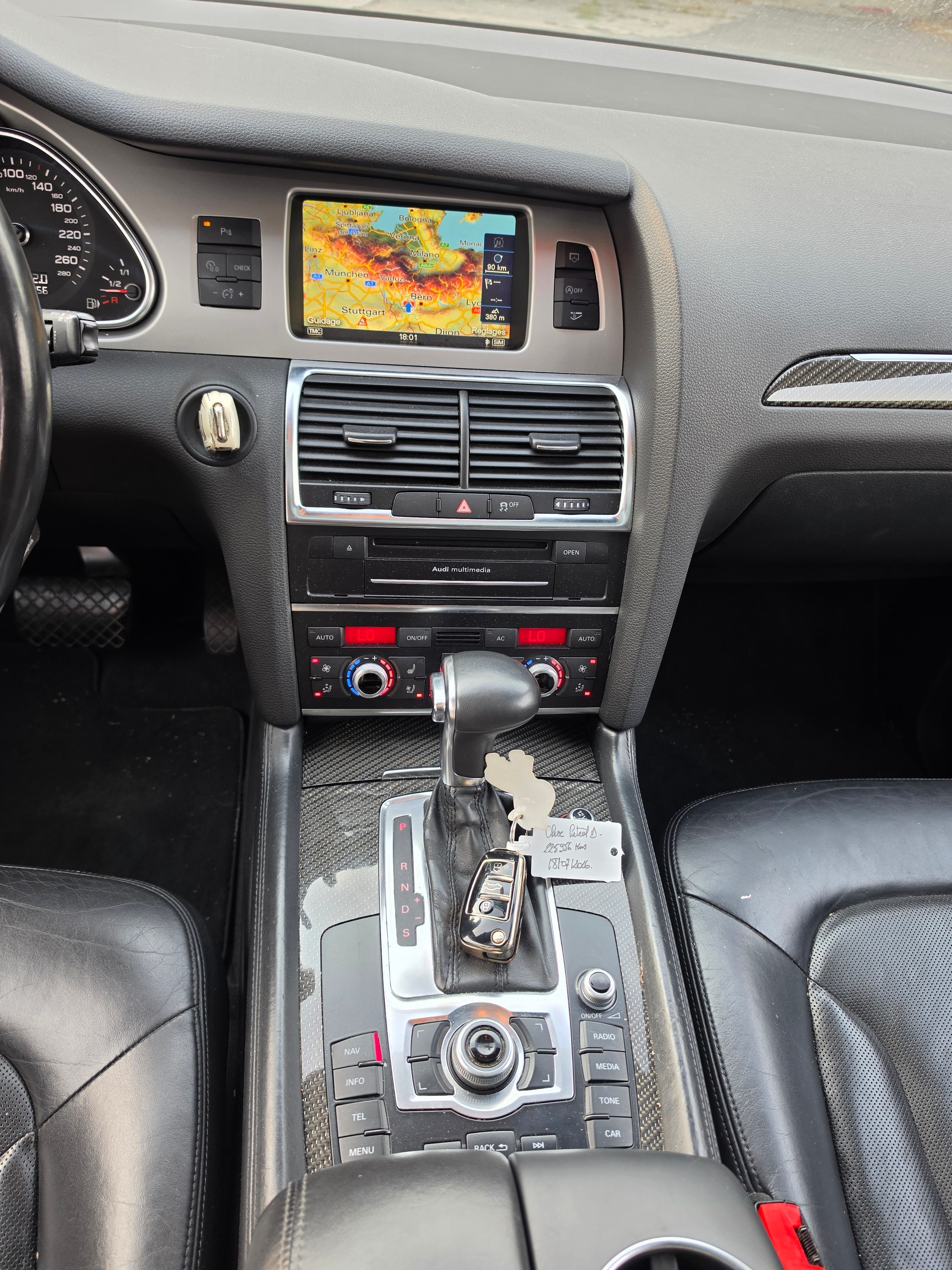 AUDI Q7 3.0 TDI addBlue quattro tiptronic-image-13