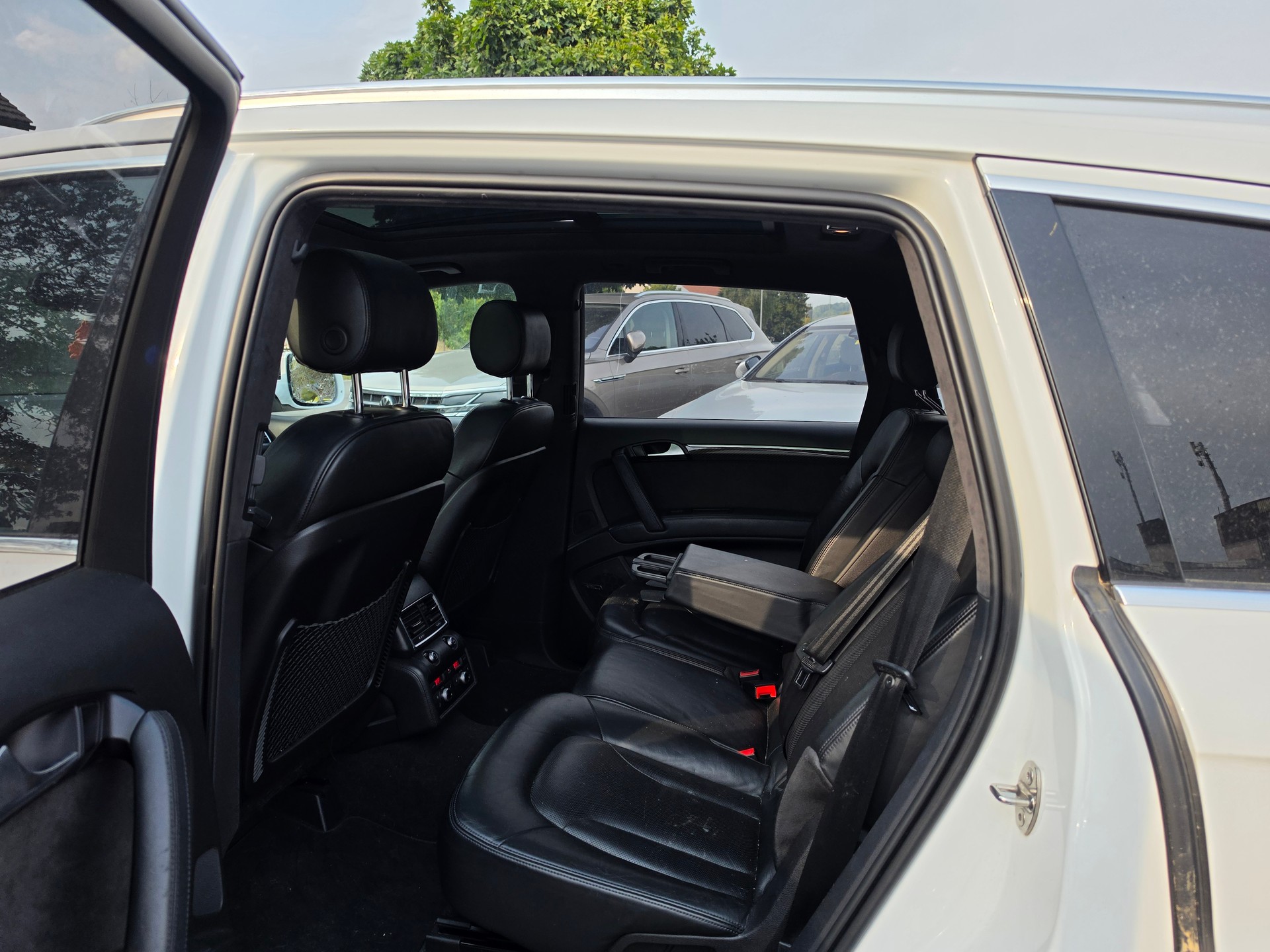 AUDI Q7 3.0 TDI addBlue quattro tiptronic-image-11