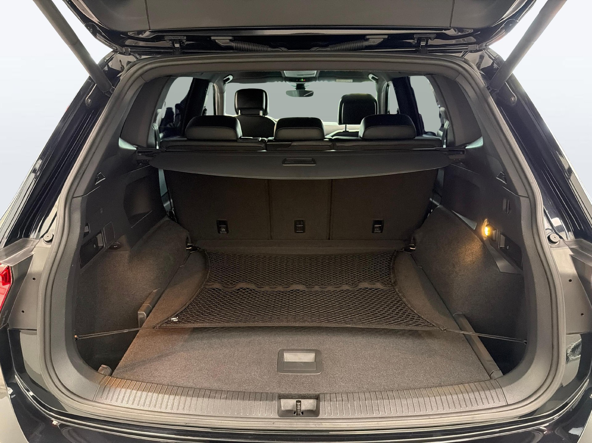 VW Tiguan Allspace 2.0 TDI SCR Highline DSG-image-3