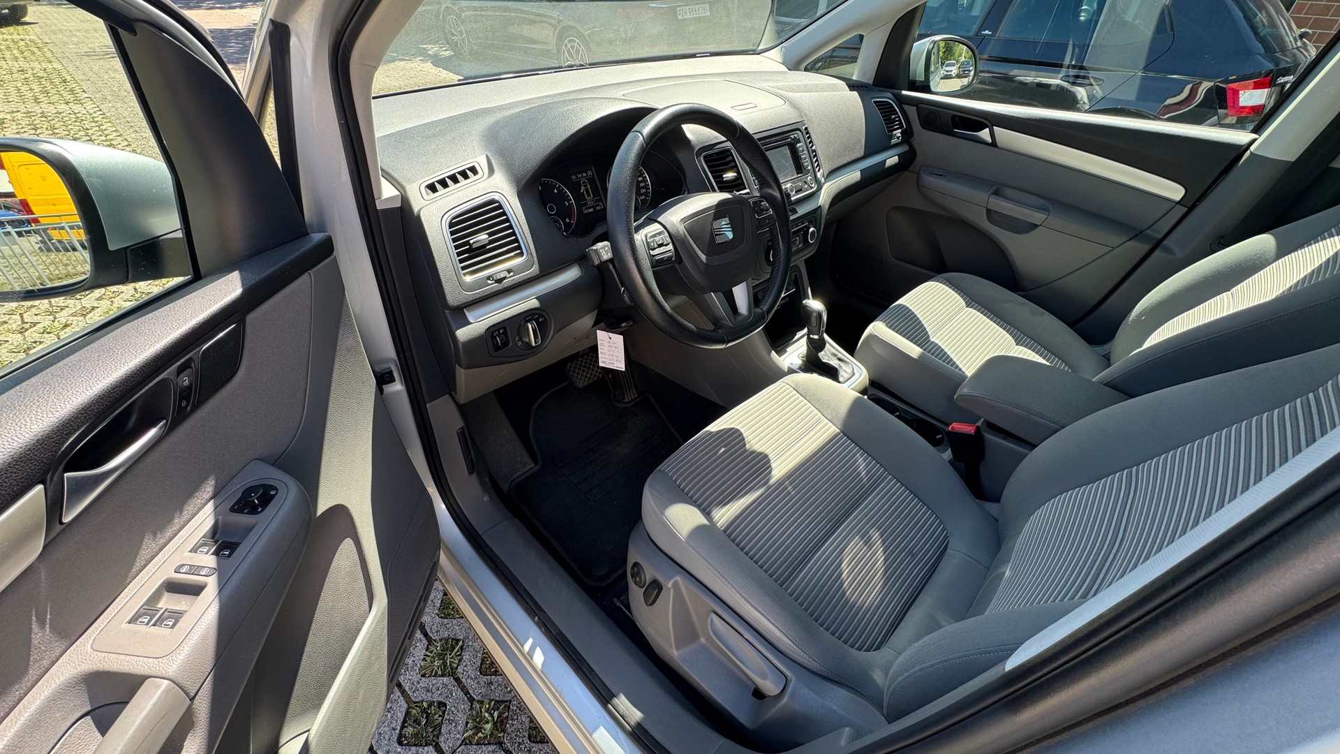 SEAT Alhambra 2.0 TDI Reference Eco DSG-image-5