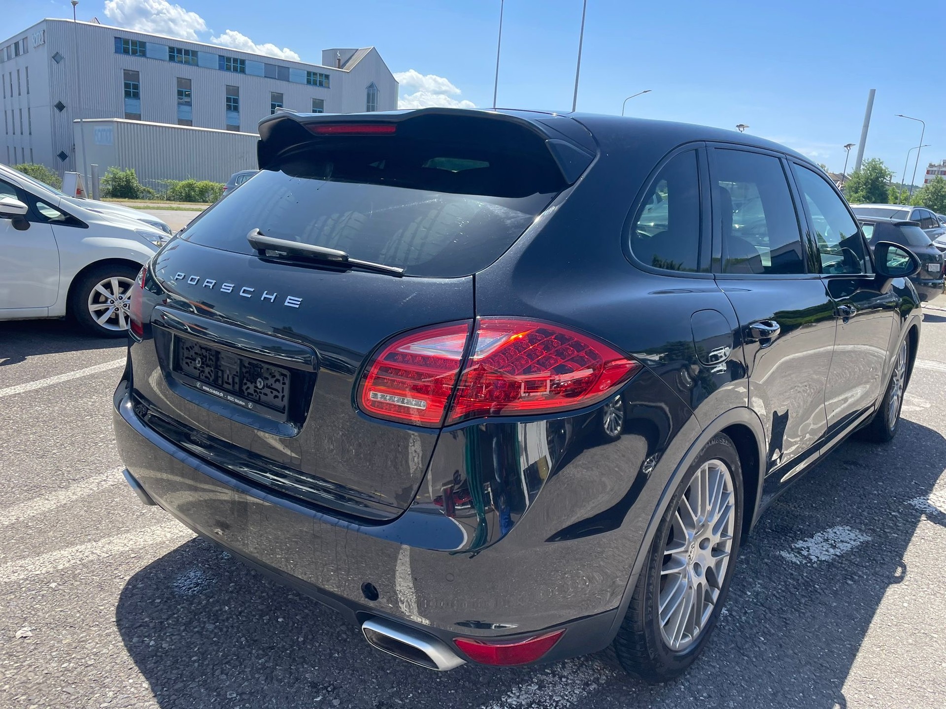 PORSCHE Cayenne Diesel-image-12