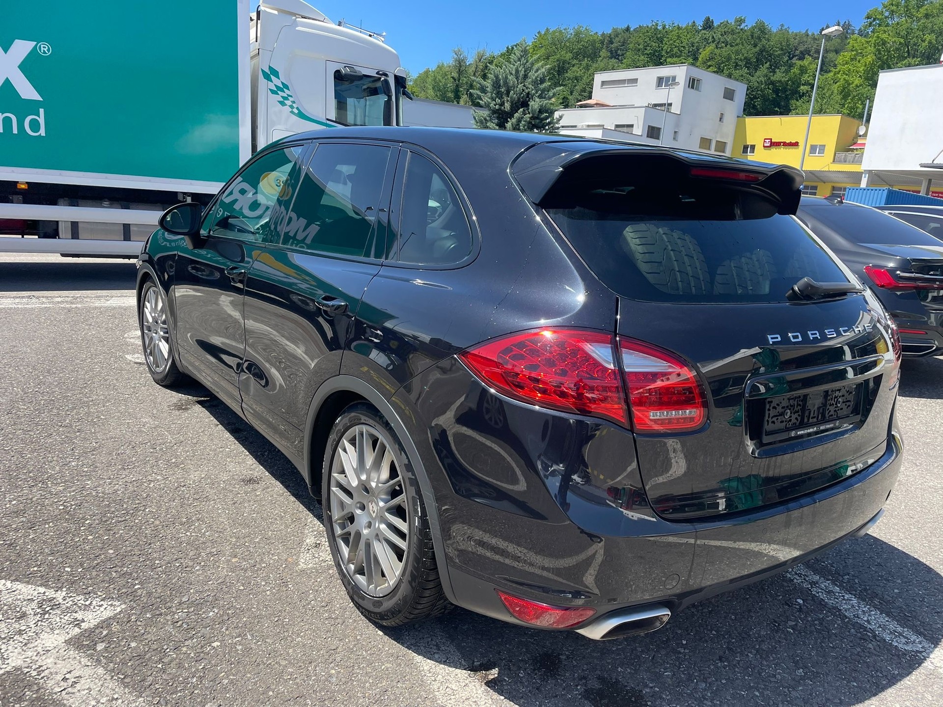 PORSCHE Cayenne Diesel-image-4
