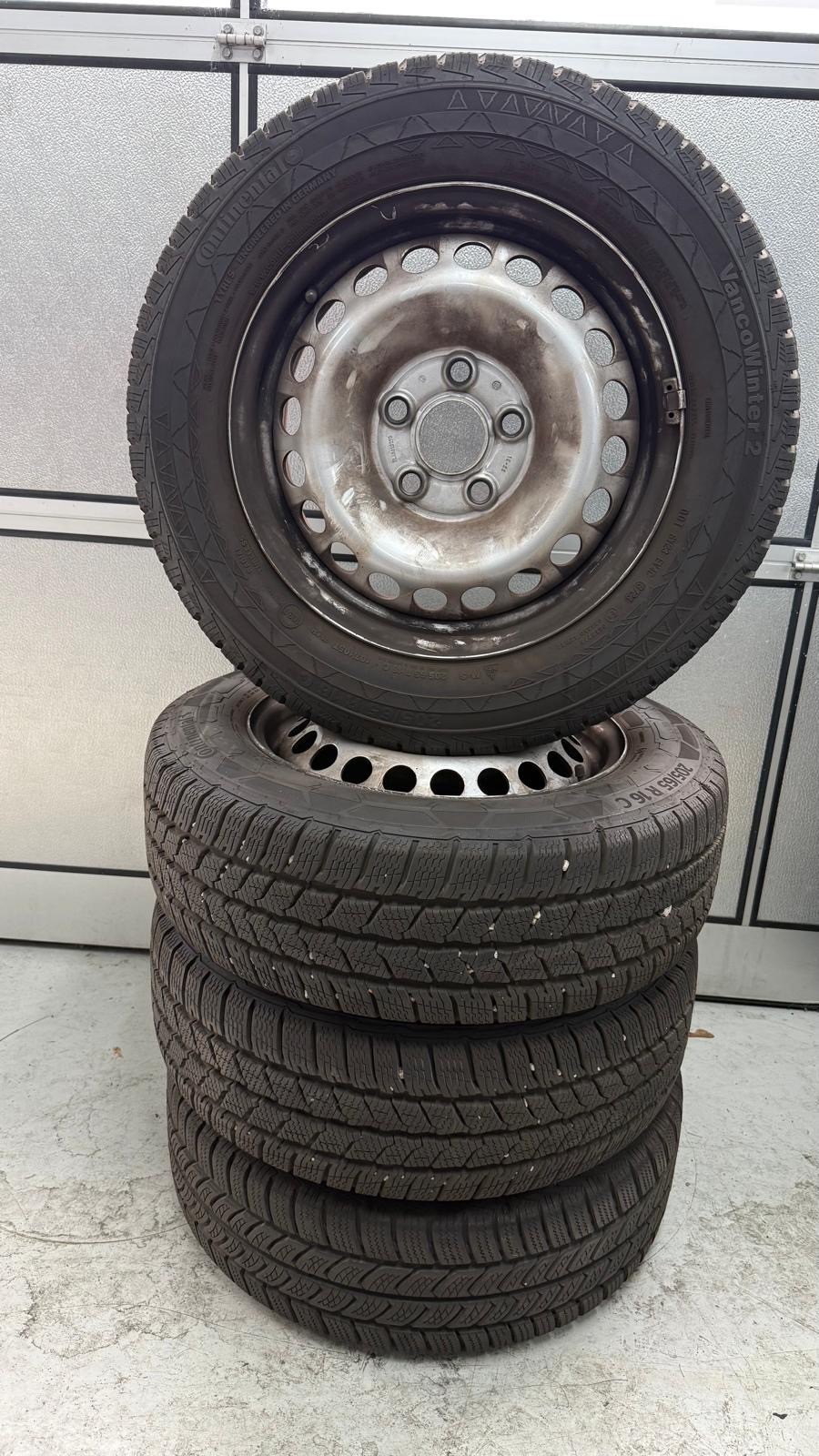 VW T6.1 2.0 TDI DSG-image-32