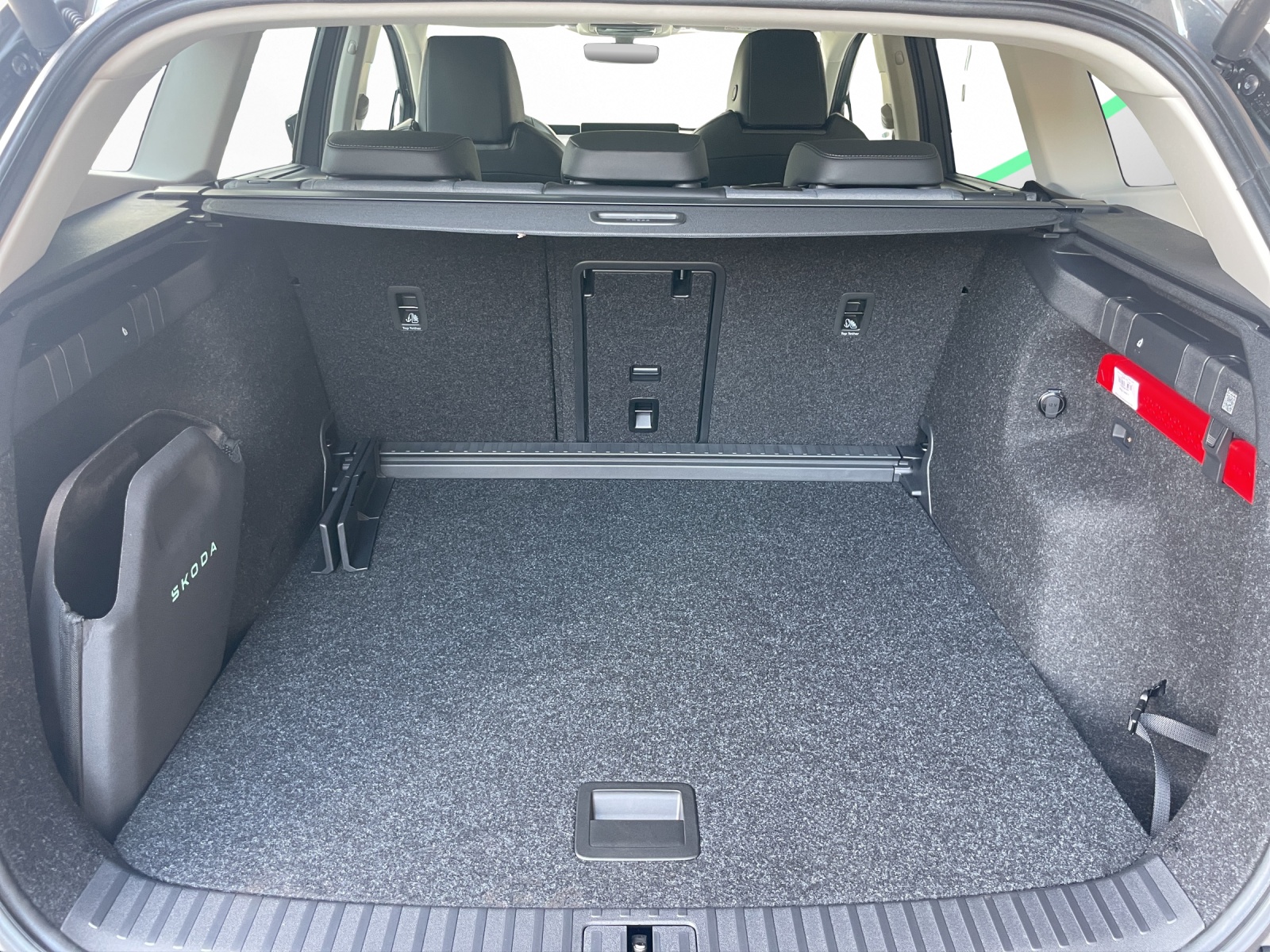 SKODA Enyaq 85x Selection 4x4-image-14