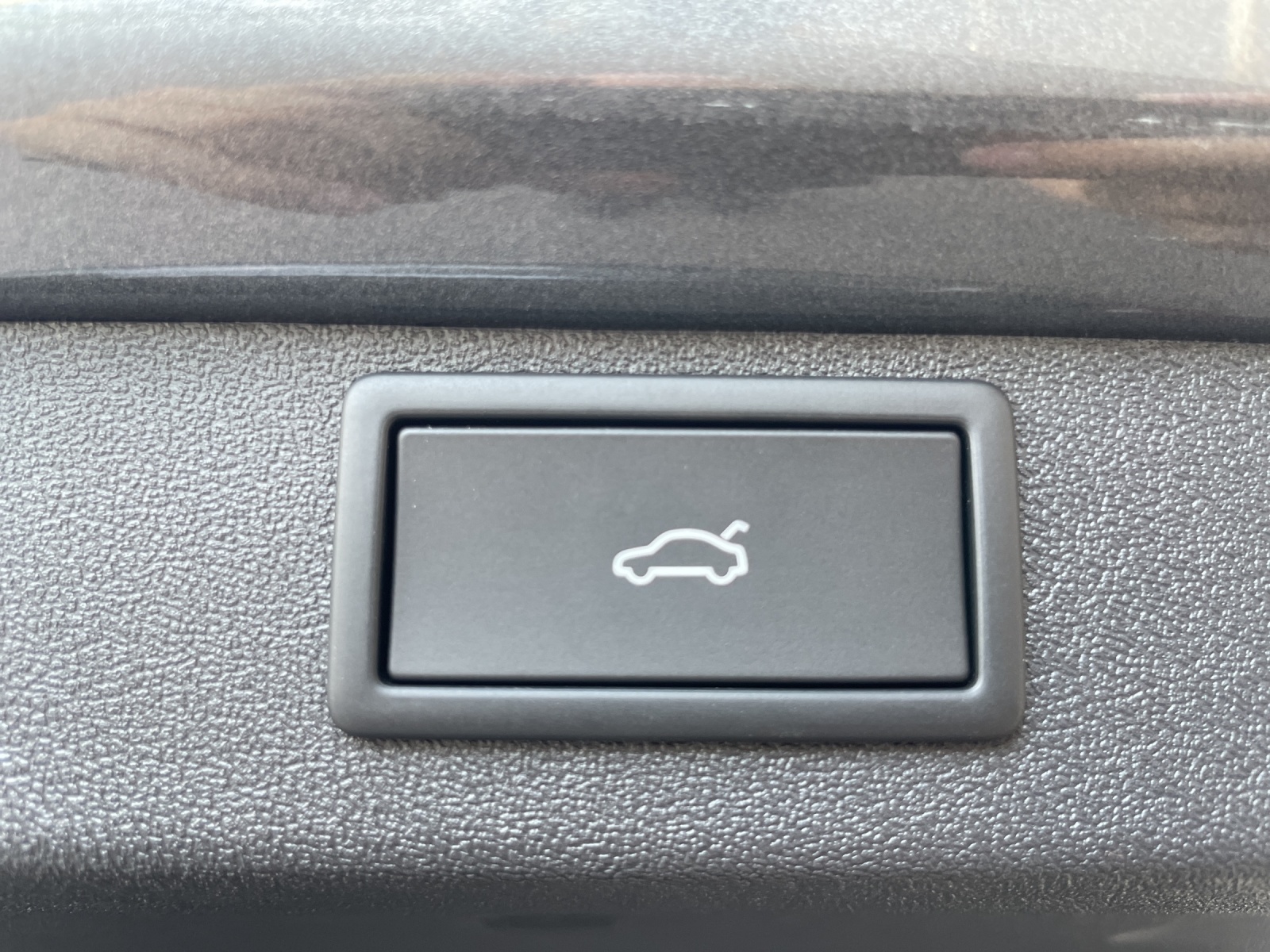 SKODA Enyaq 85x Selection 4x4-image-17