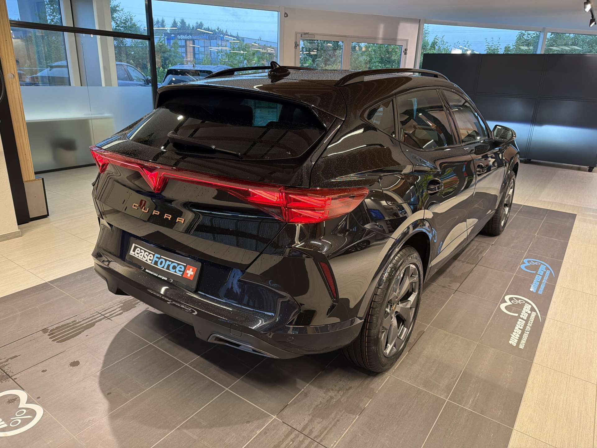 CUPRA Formentor 1.5 TSi DSG-Automat-image-2
