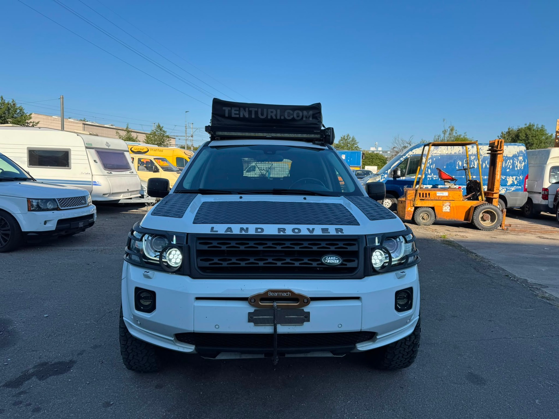 LAND ROVER Freelander 2.2 SD4 HSE Automatic-image-1