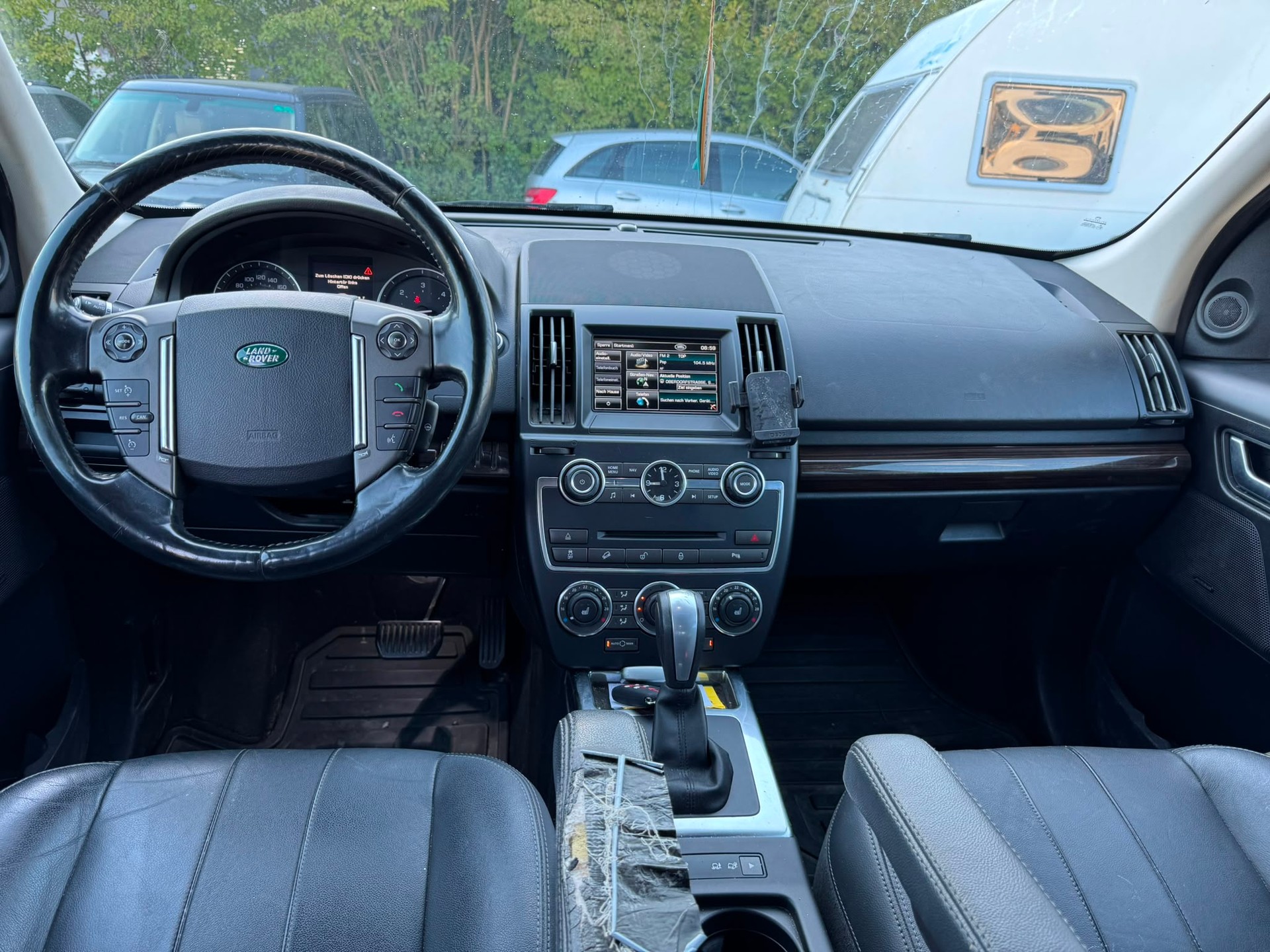 LAND ROVER Freelander 2.2 SD4 HSE Automatic-image-9