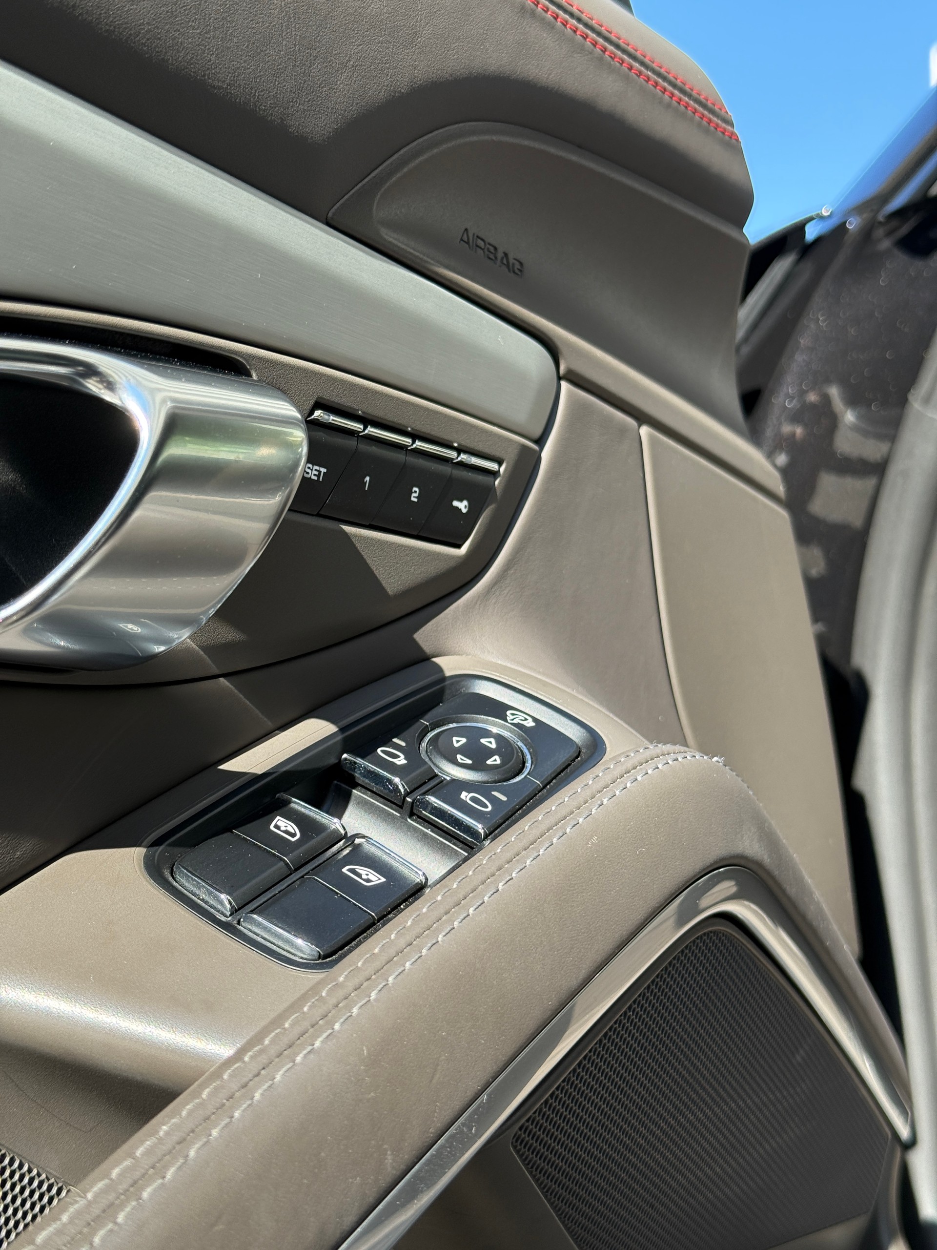 PORSCHE 911 Carrera 4 PDK-image-7