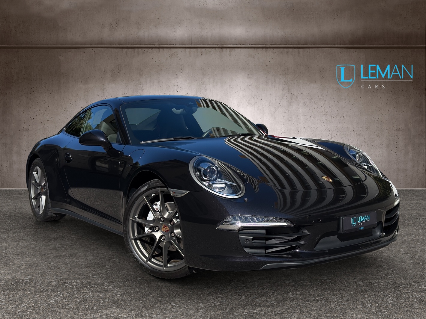 PORSCHE 911 Carrera 4 PDK-image-2