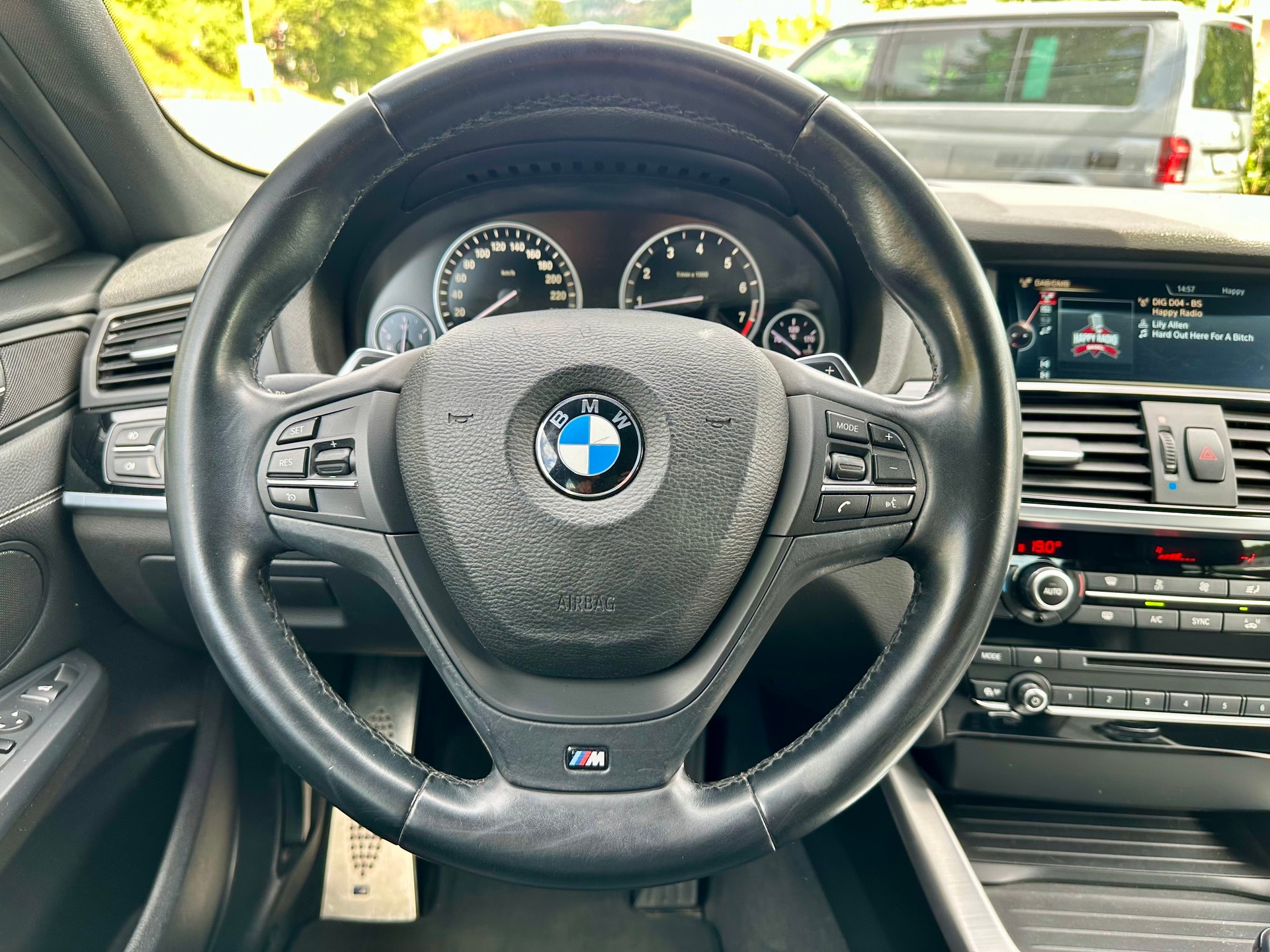 BMW X4 xDrive 28i Steptronic-image-14