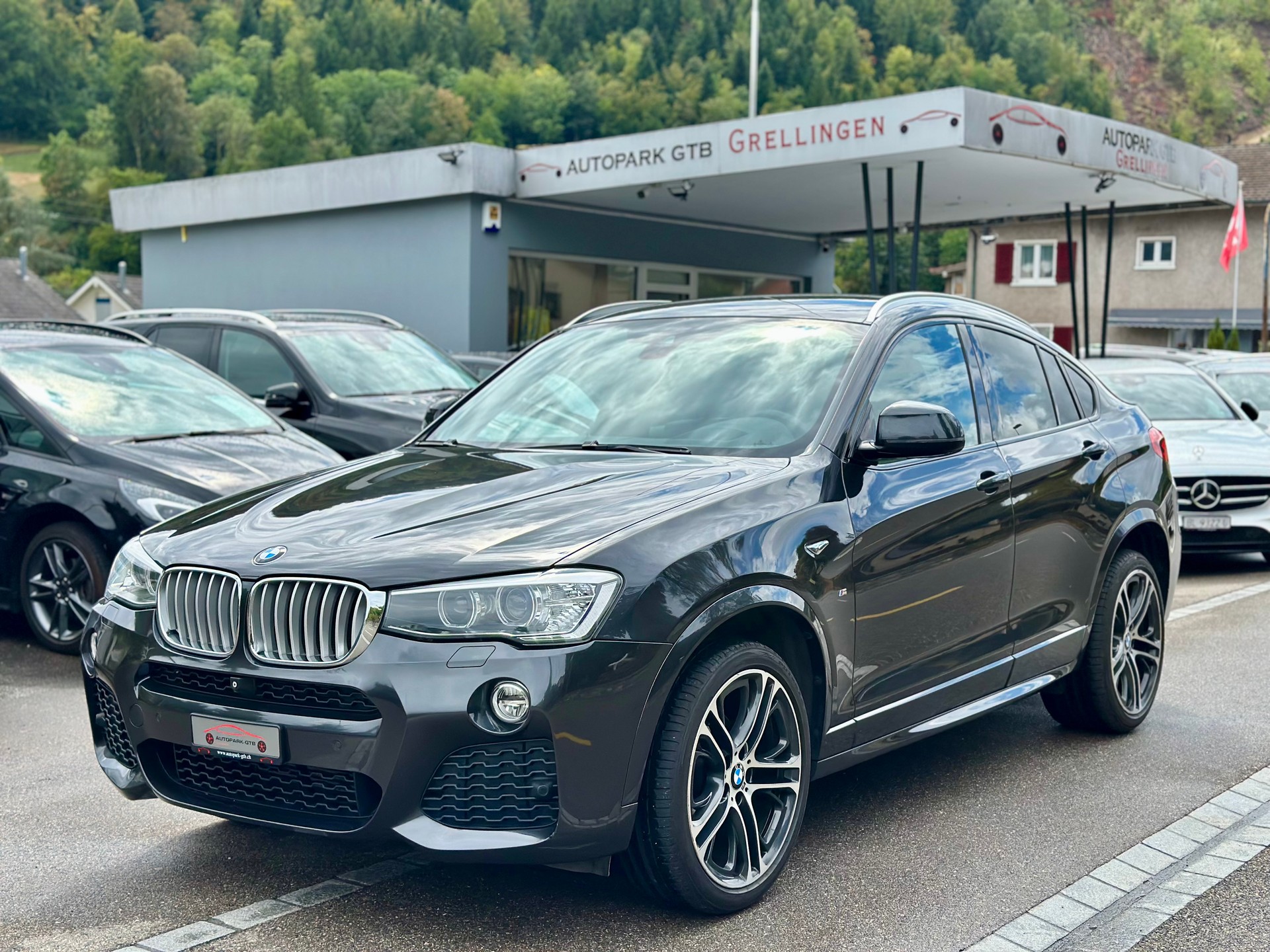 BMW X4 xDrive 28i Steptronic-image-0