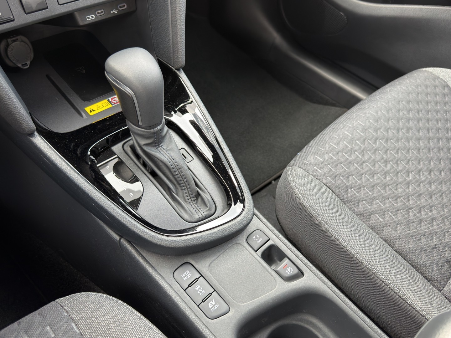 TOYOTA Yaris Cross 1.5 Trend e-CVT-image-19