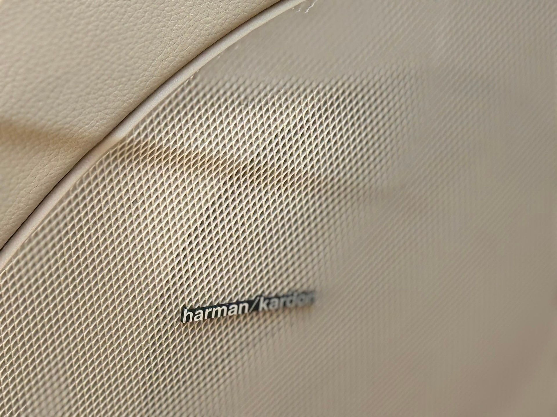 MERCEDES-BENZ CLS 350 V6 CGI-image-11