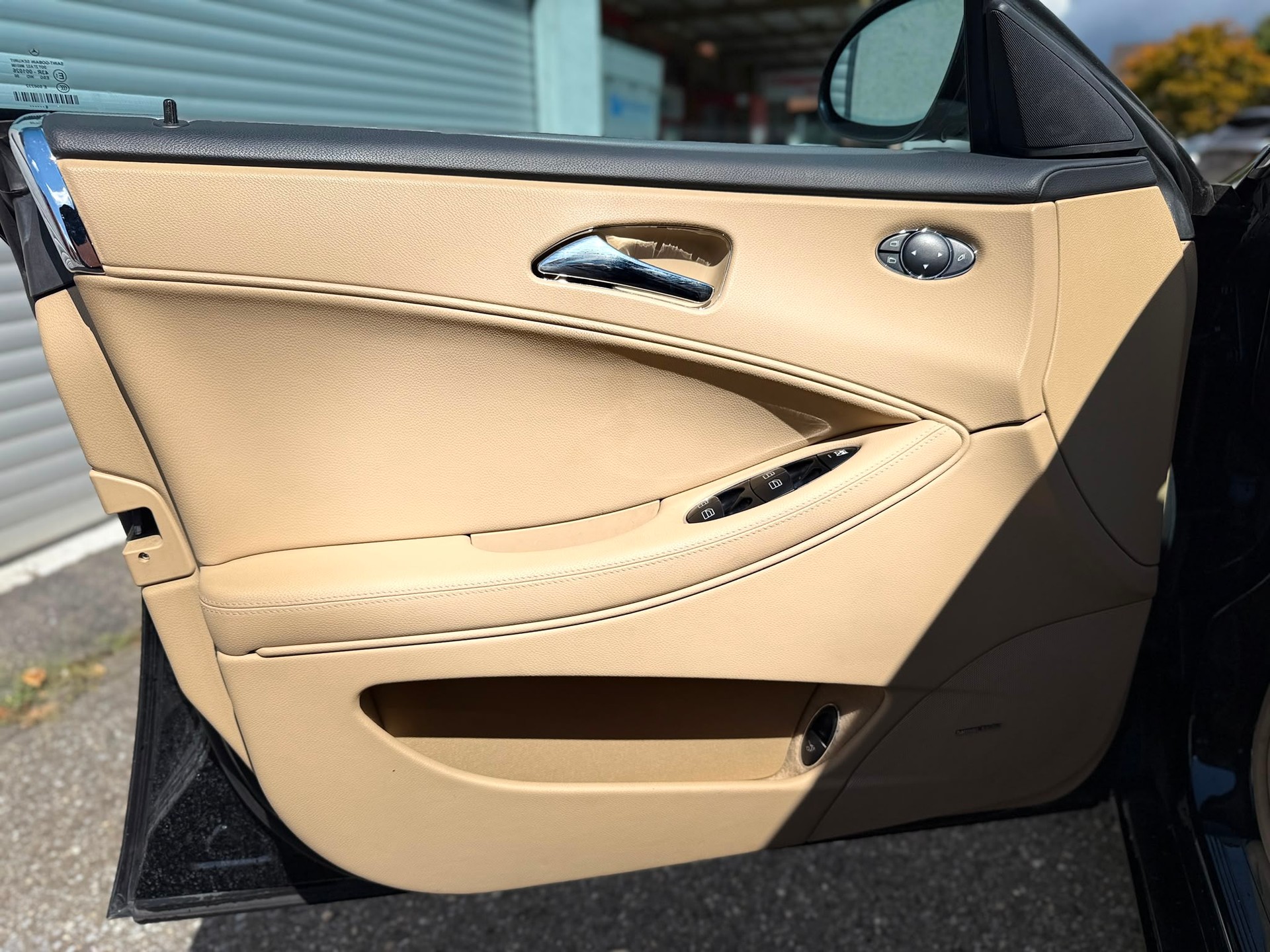 MERCEDES-BENZ CLS 350 V6 CGI-image-6
