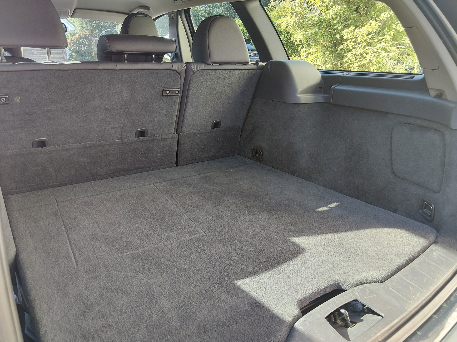 VOLVO D4-image-3