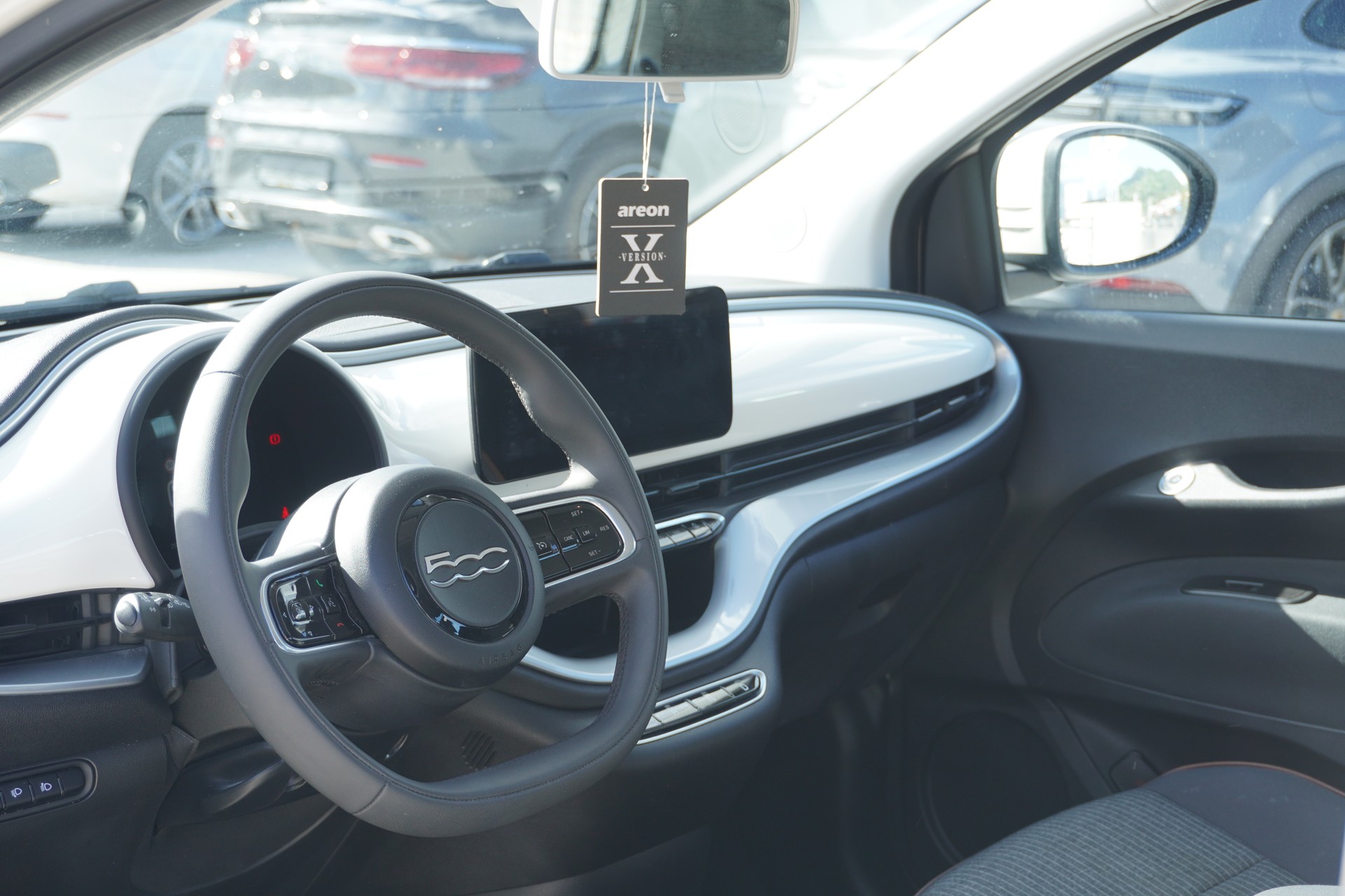 FIAT 500 electric 87 kW Icon-image-5