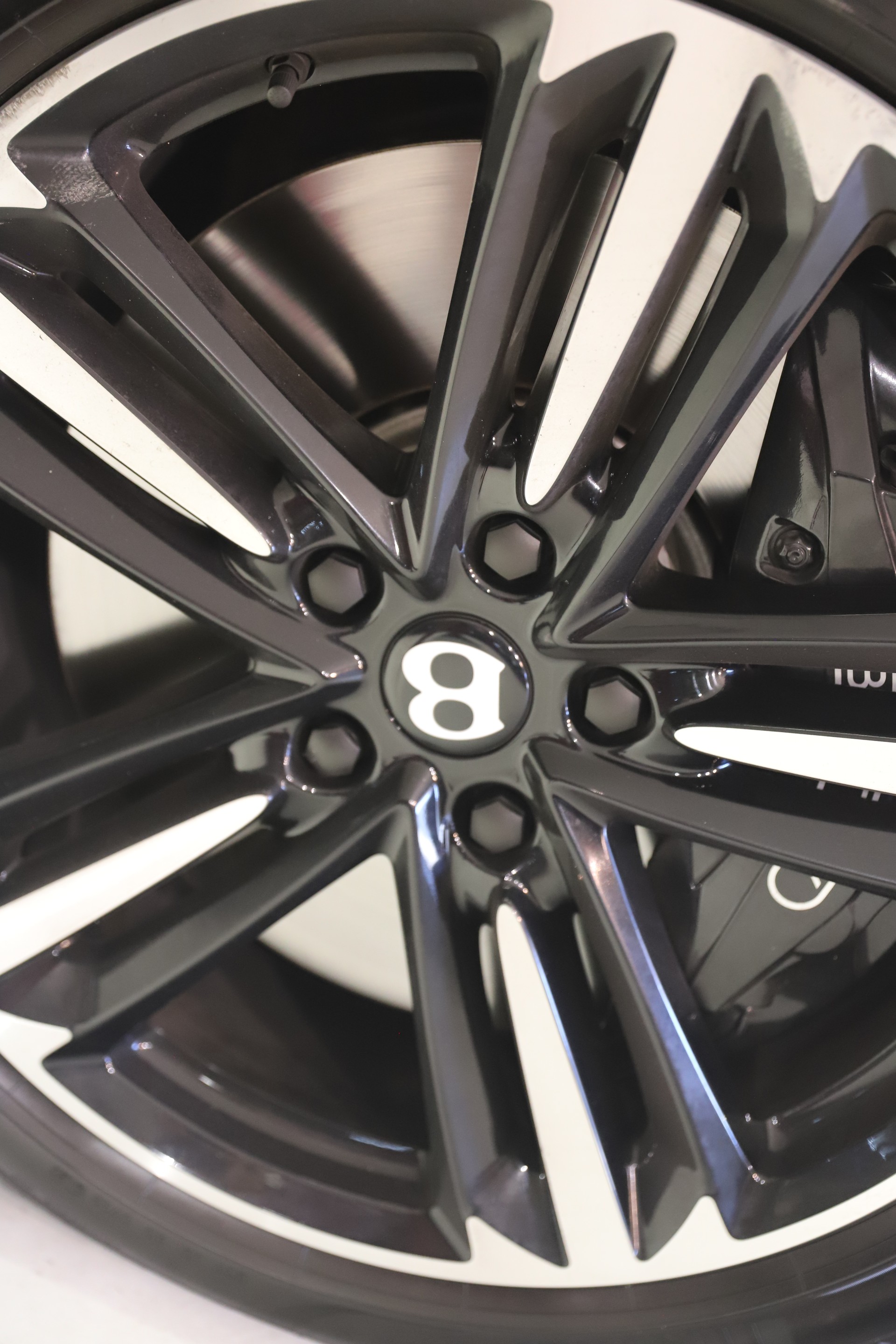 BENTLEY Continental GTC 4.0 V8-image-7