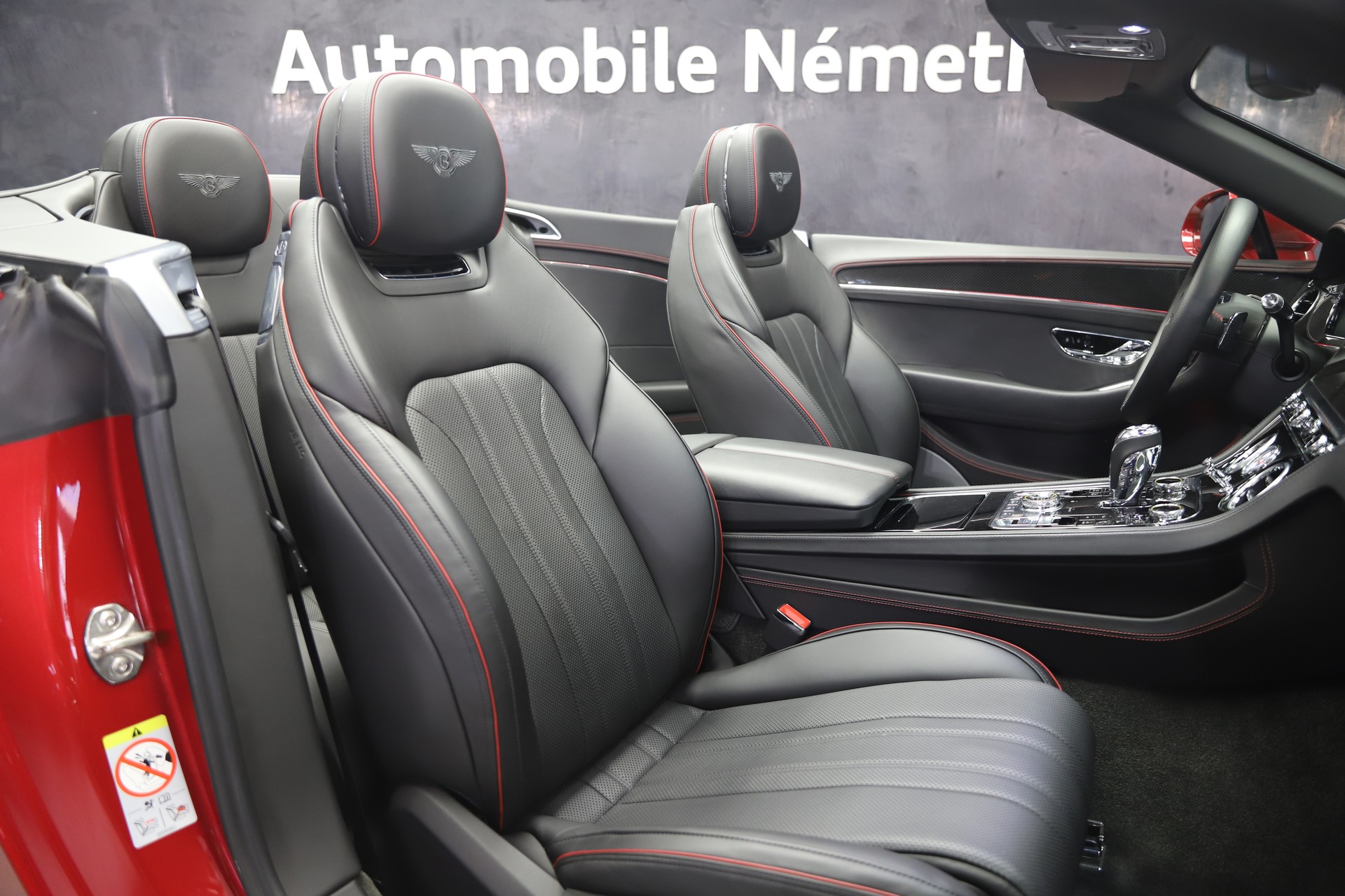BENTLEY Continental GTC 4.0 V8-image-10