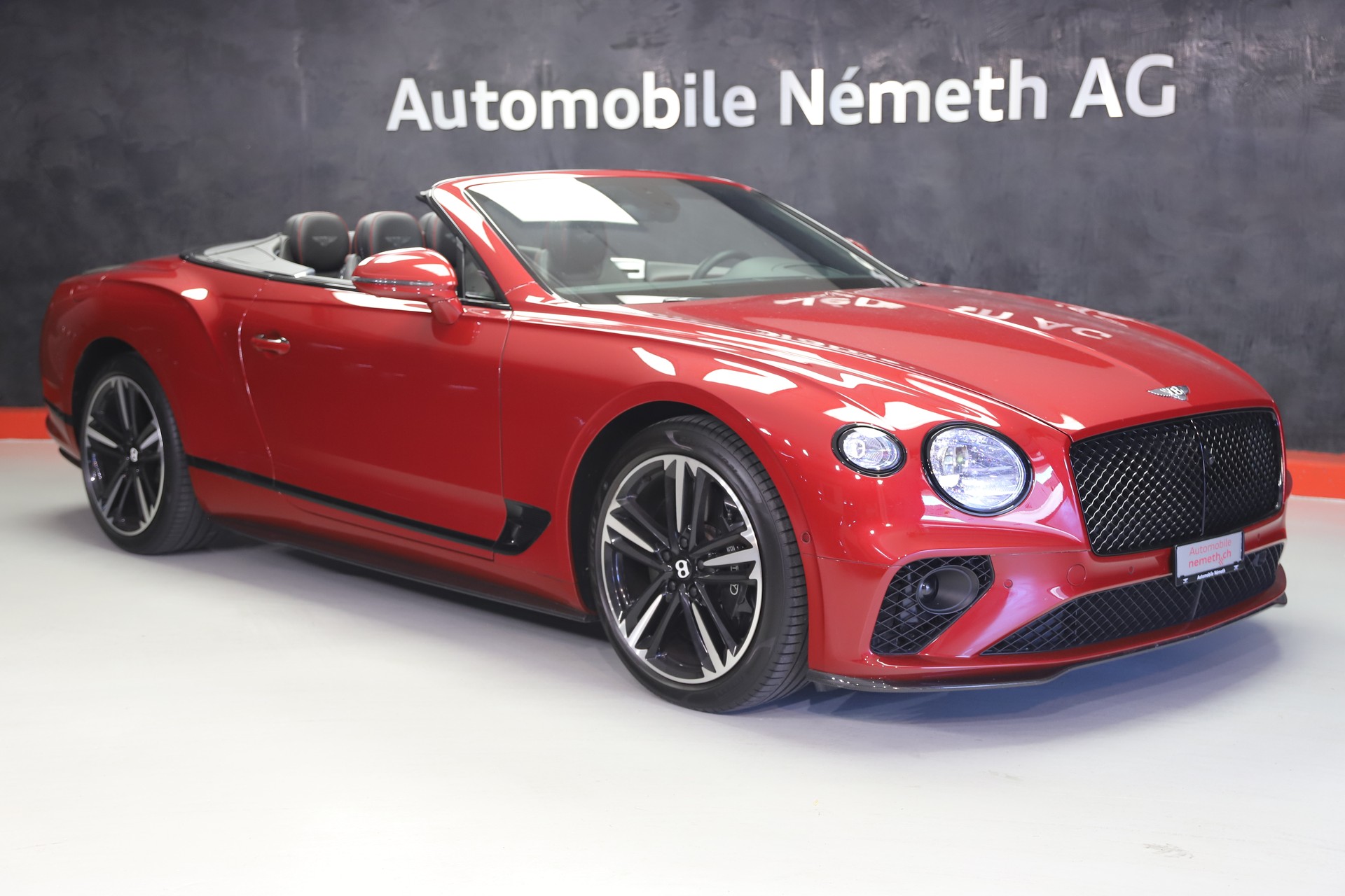 BENTLEY Continental GTC 4.0 V8-image-0