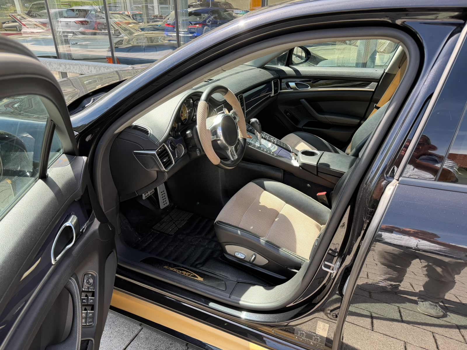 PORSCHE Panamera 3.0 Diesel Tiptronic-image-5