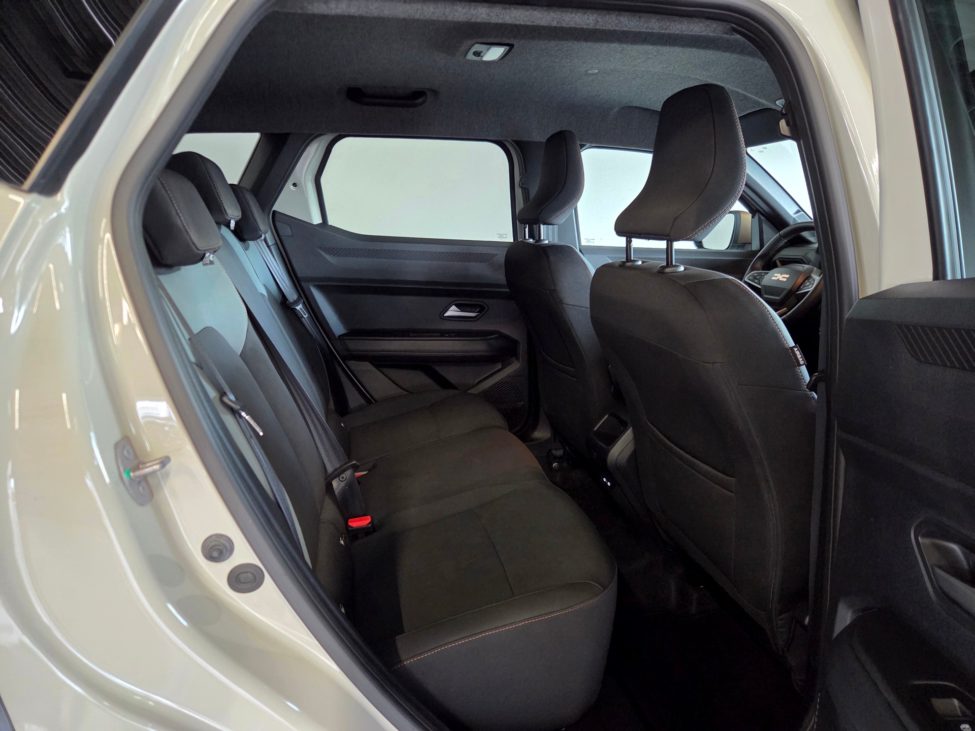 DACIA Duster 1.6 Hybrid Extreme-image-21
