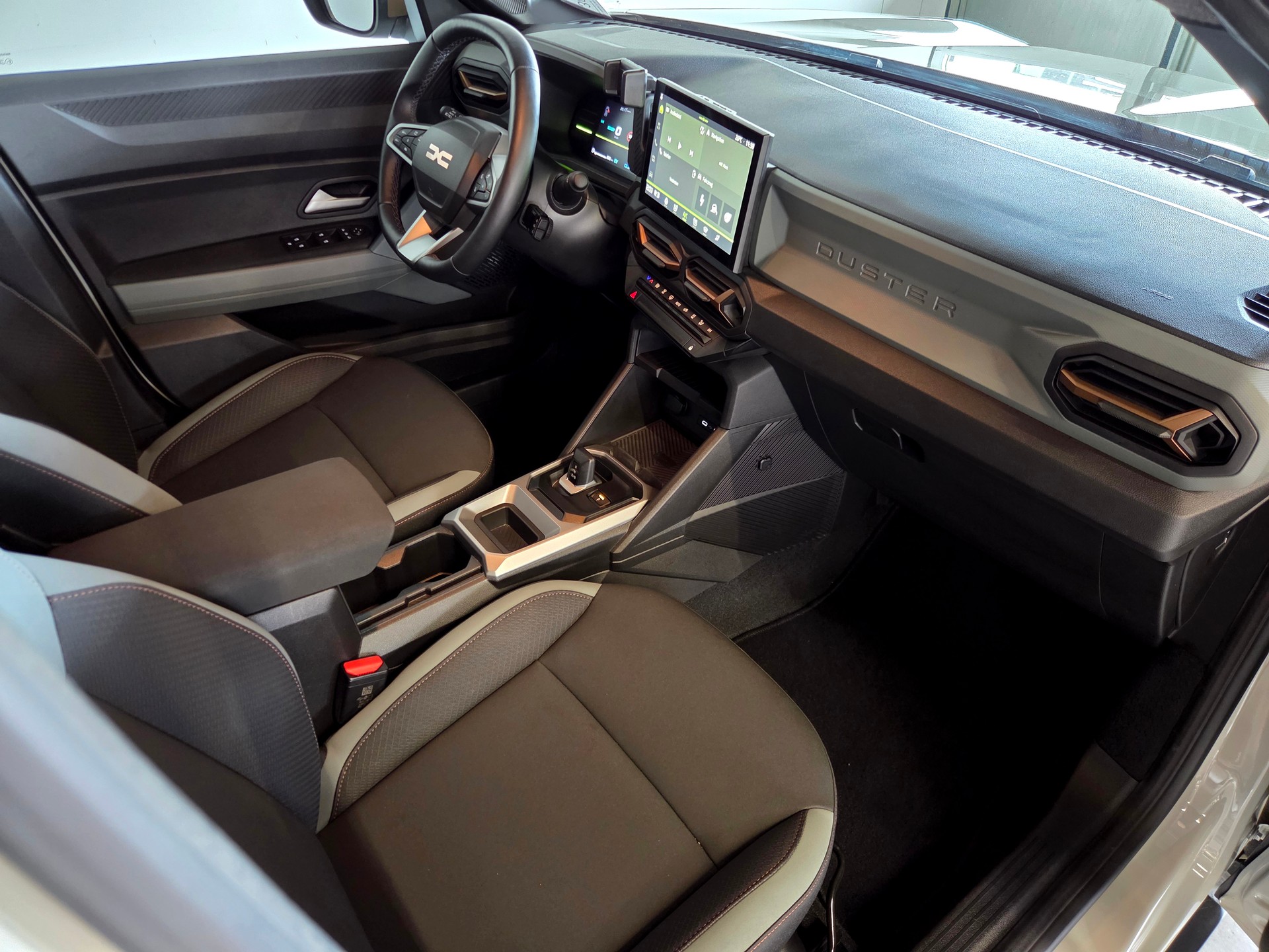 DACIA Duster 1.6 Hybrid Extreme-image-12
