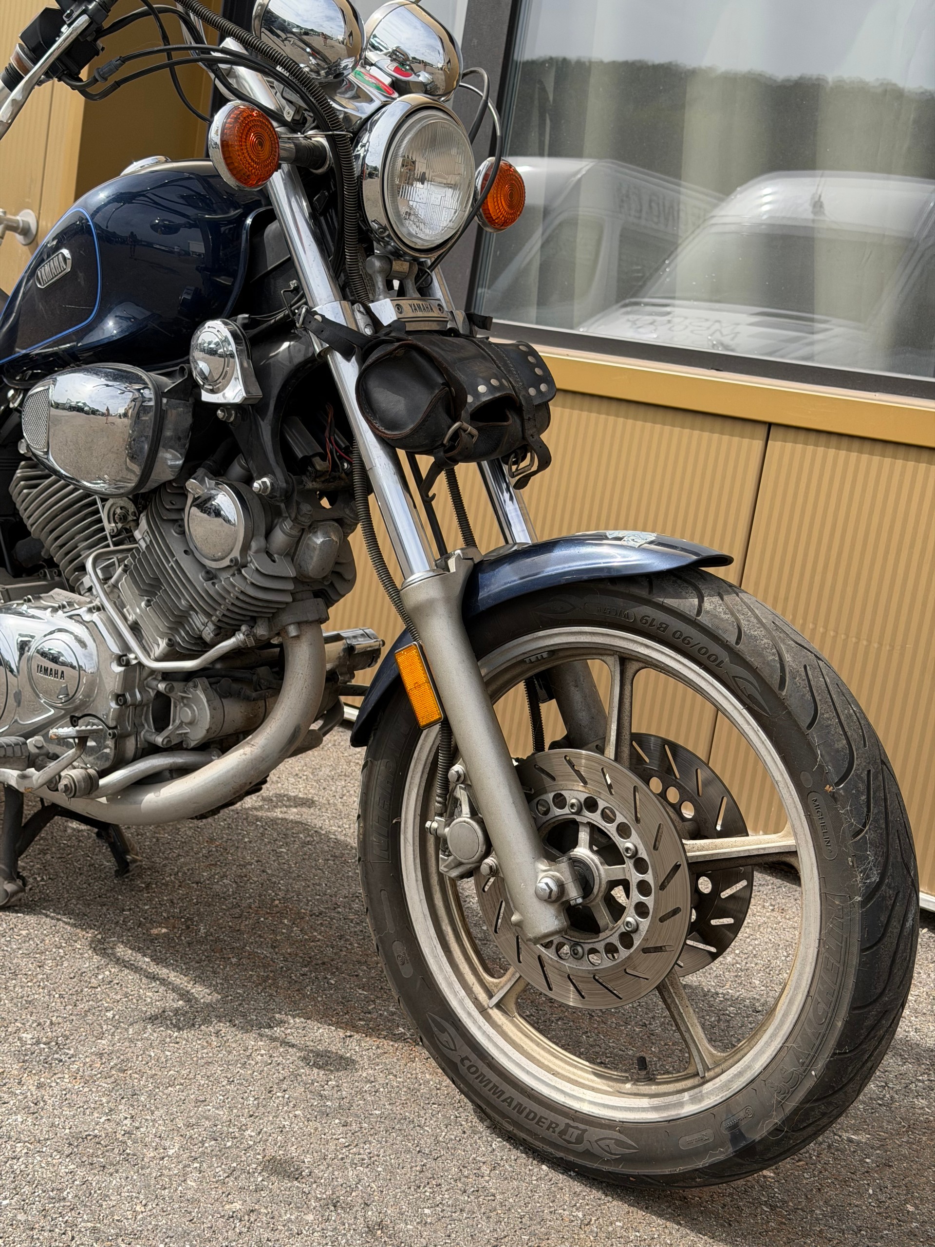 YAMAHA XV 750 Virago-showroom-element-1