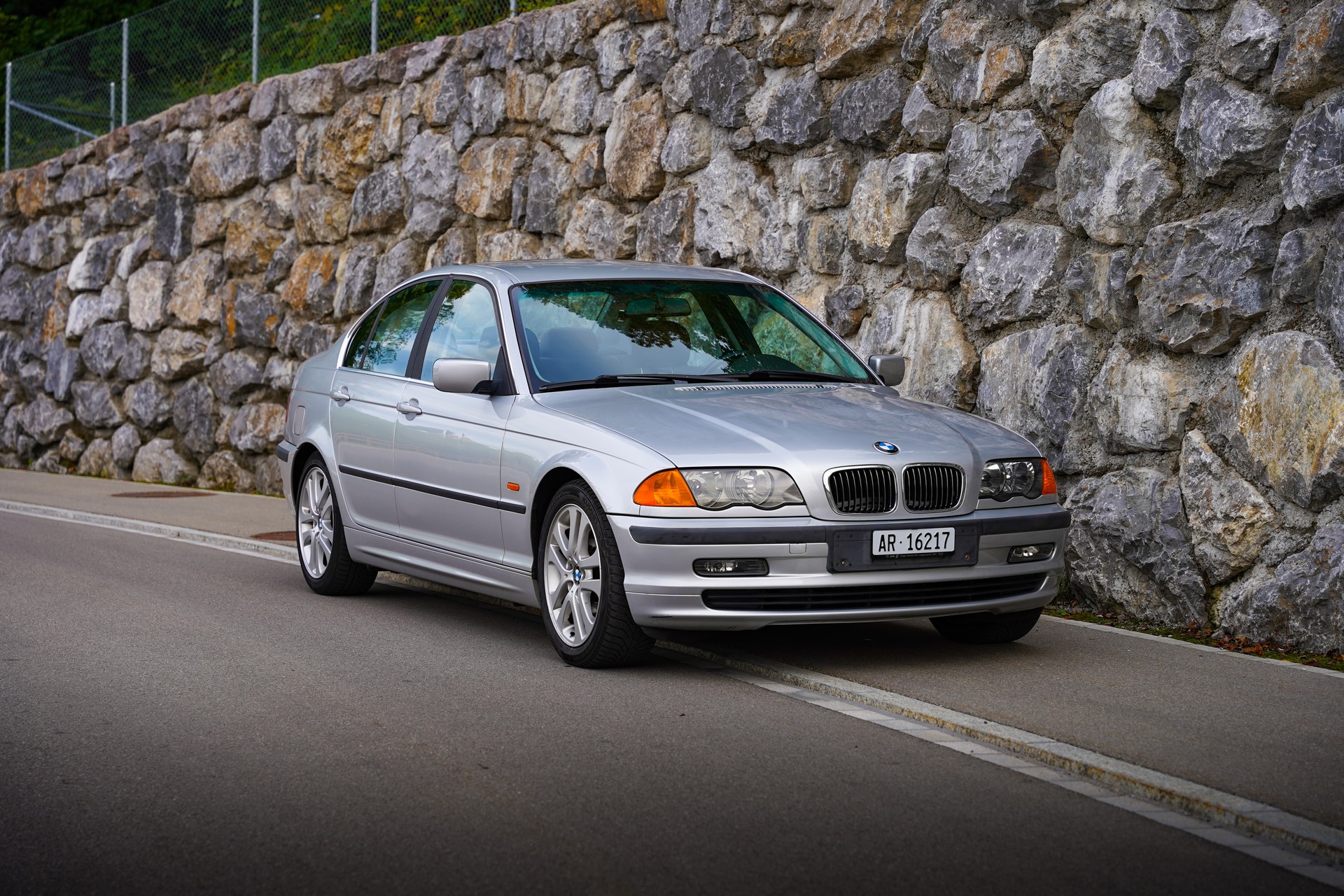 BMW 320-image-0