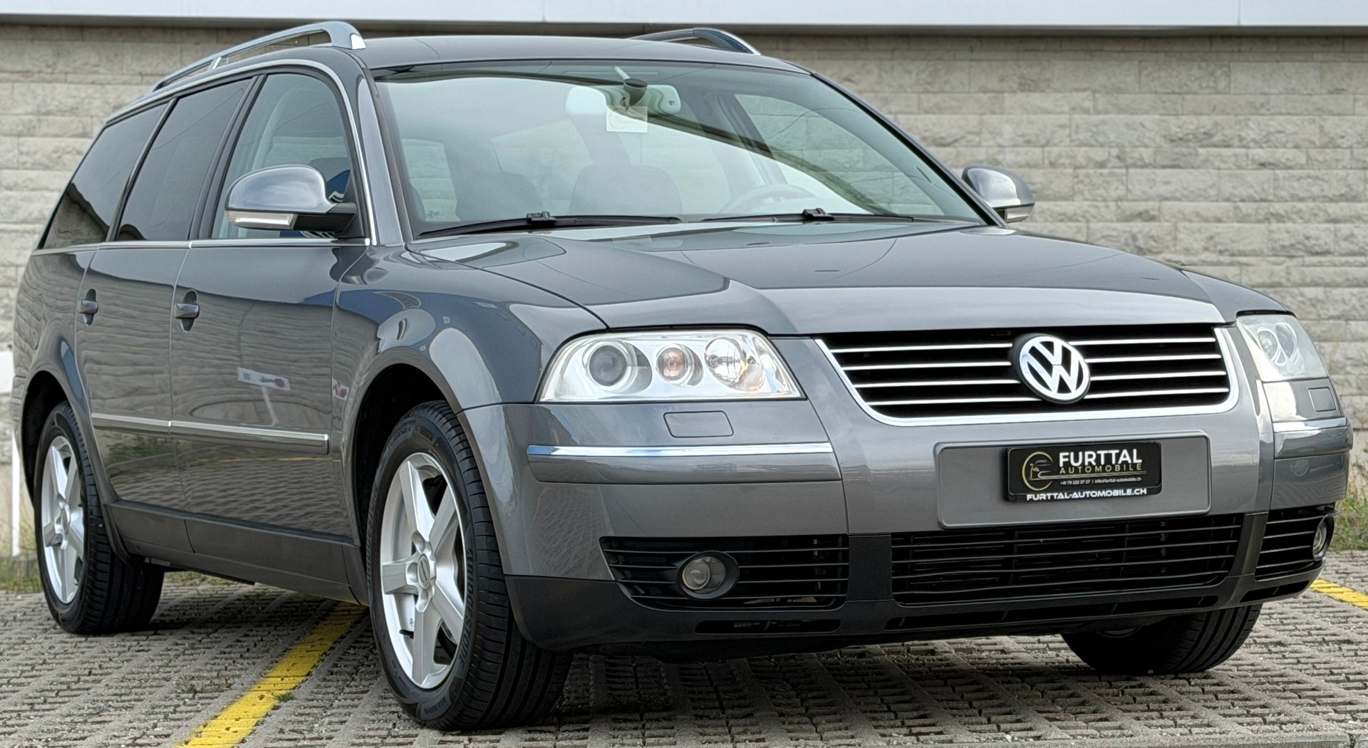 VW Passat Variant 1.9 TDI 4Motion Highline-image-1