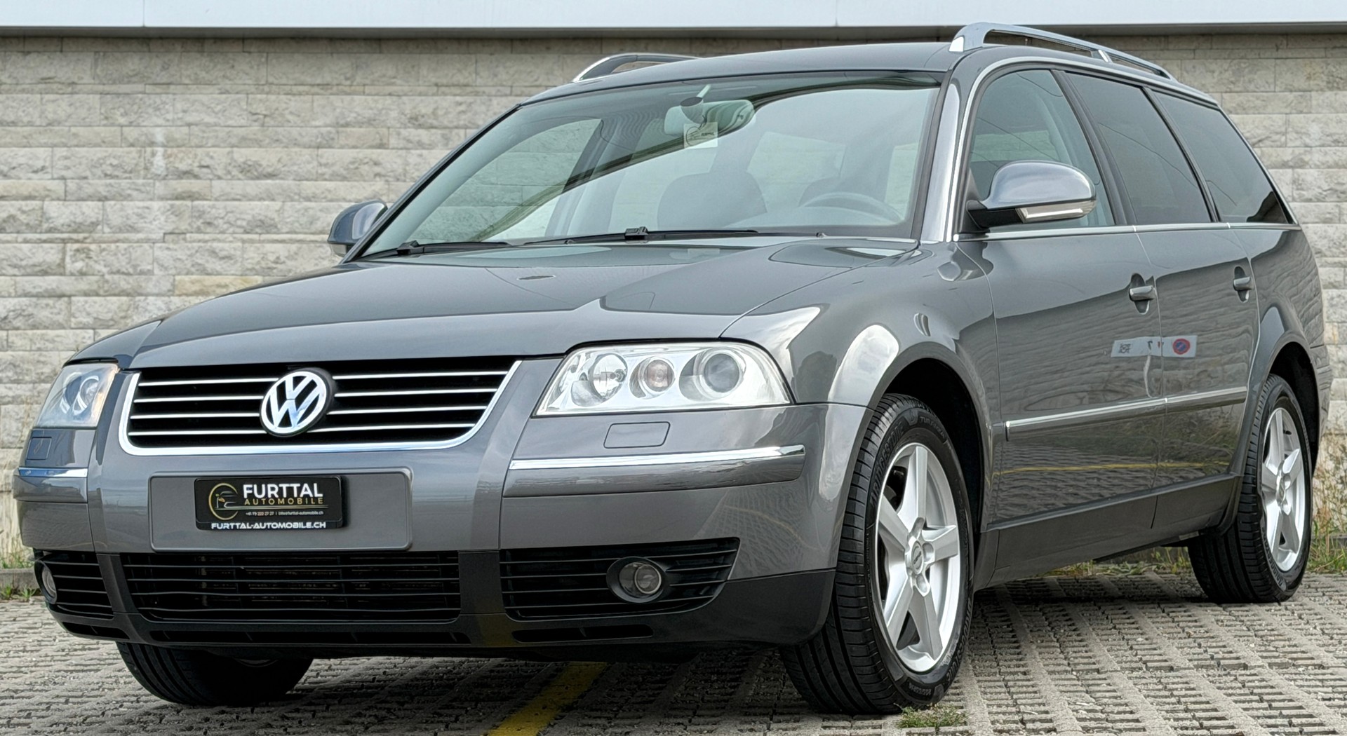 VW Passat Variant 1.9 TDI 4Motion Highline-image-4