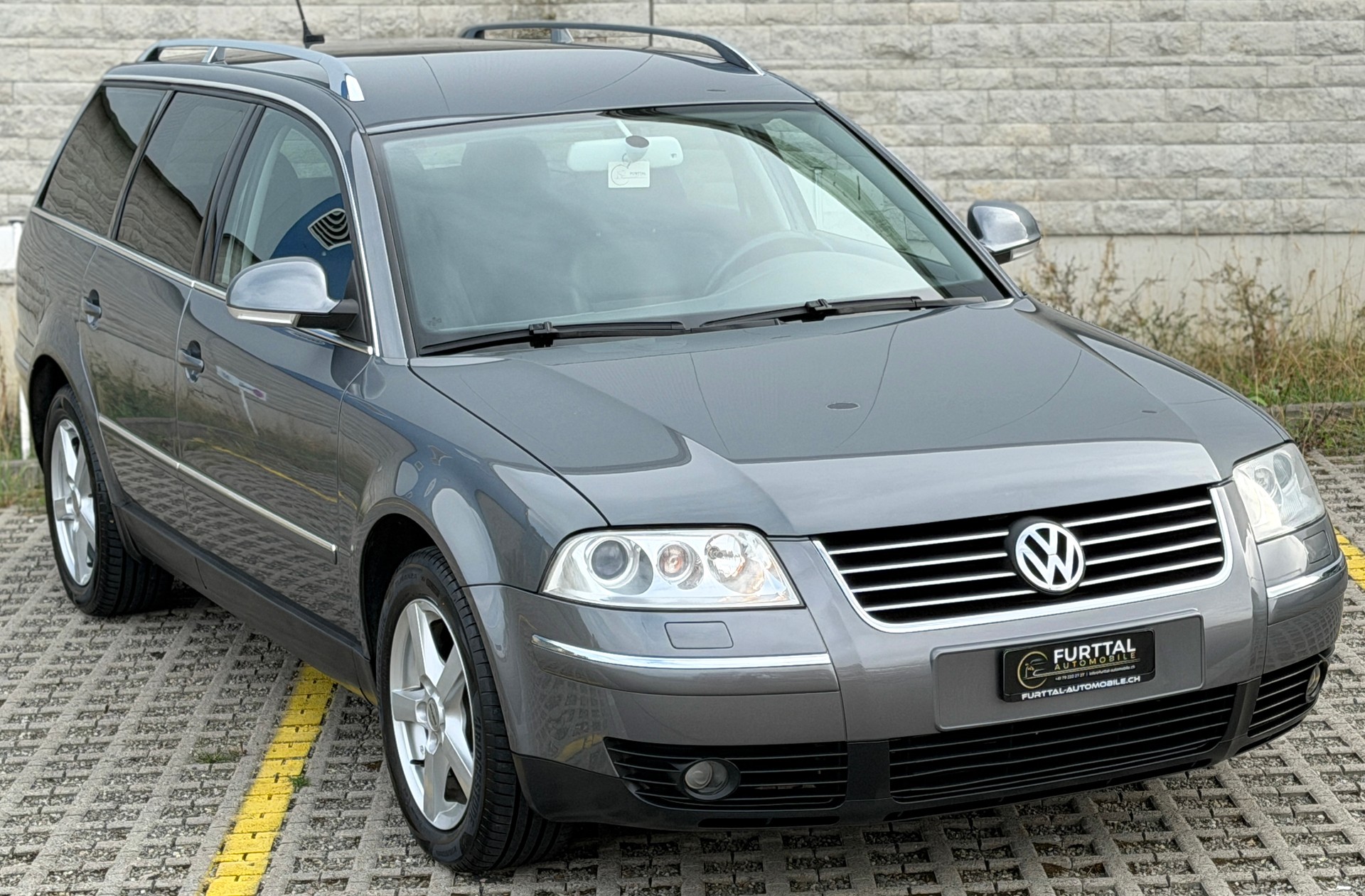 VW Passat Variant 1.9 TDI 4Motion Highline-image-2