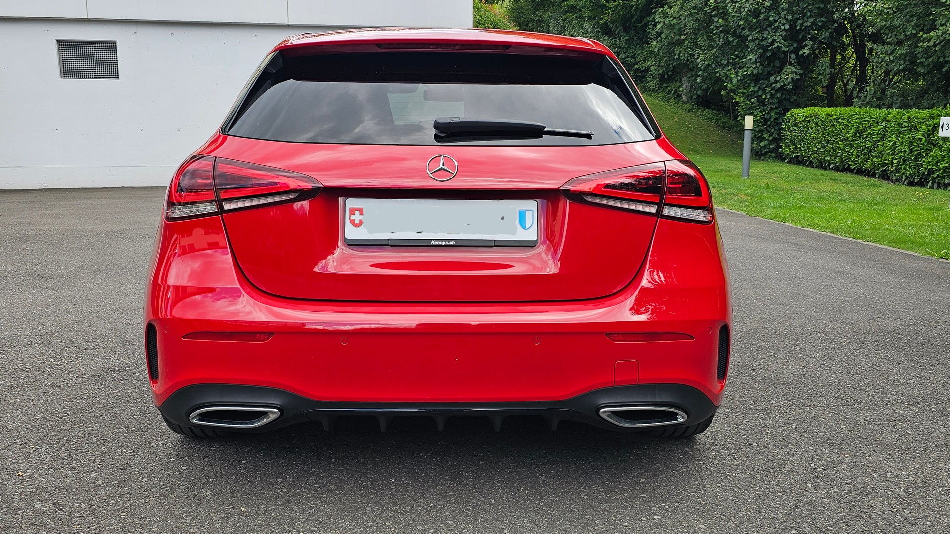 MERCEDES-BENZ A 200 AMG Line-image-2