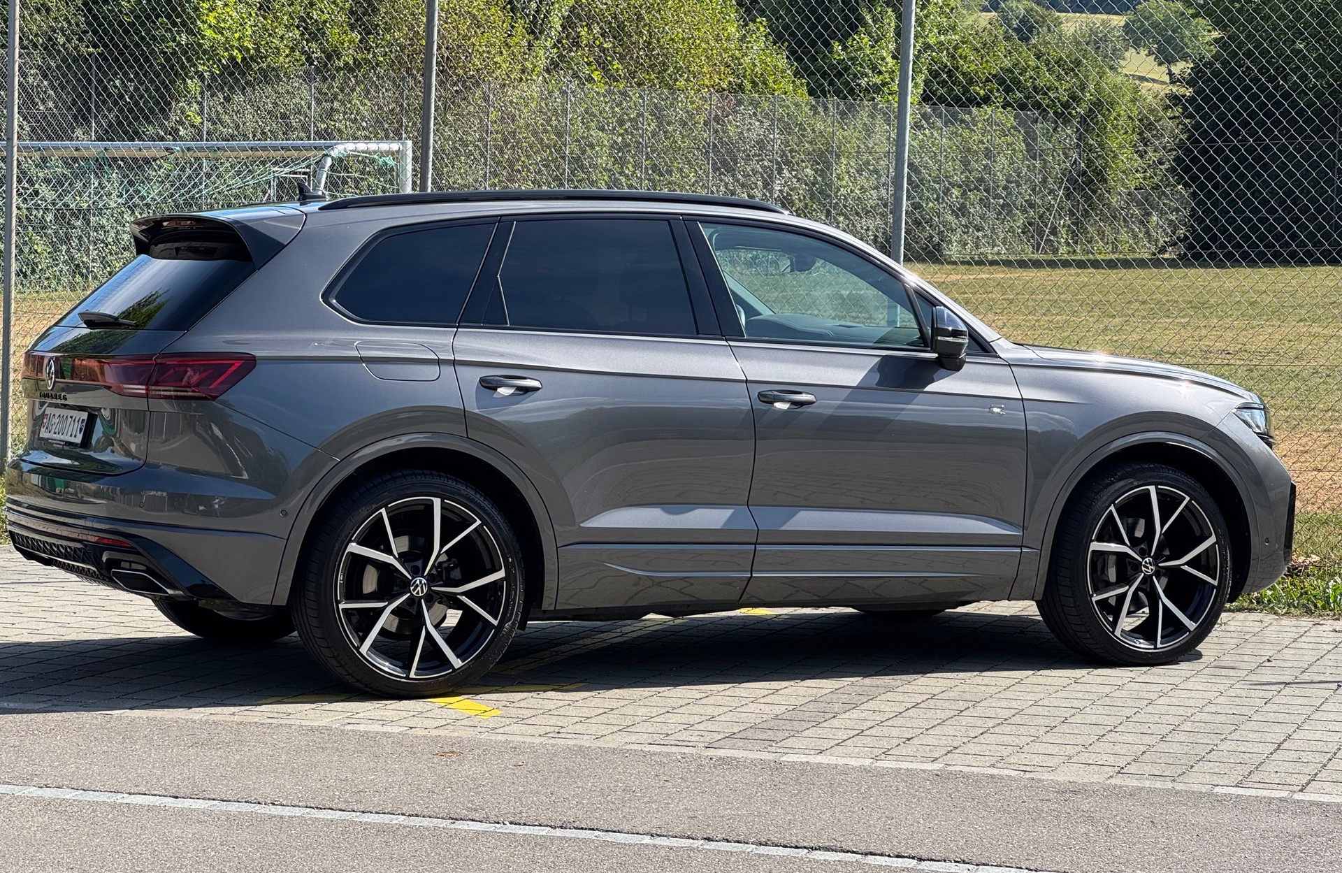 VW 3.0 V6 TDI 286 R-Line-image-4