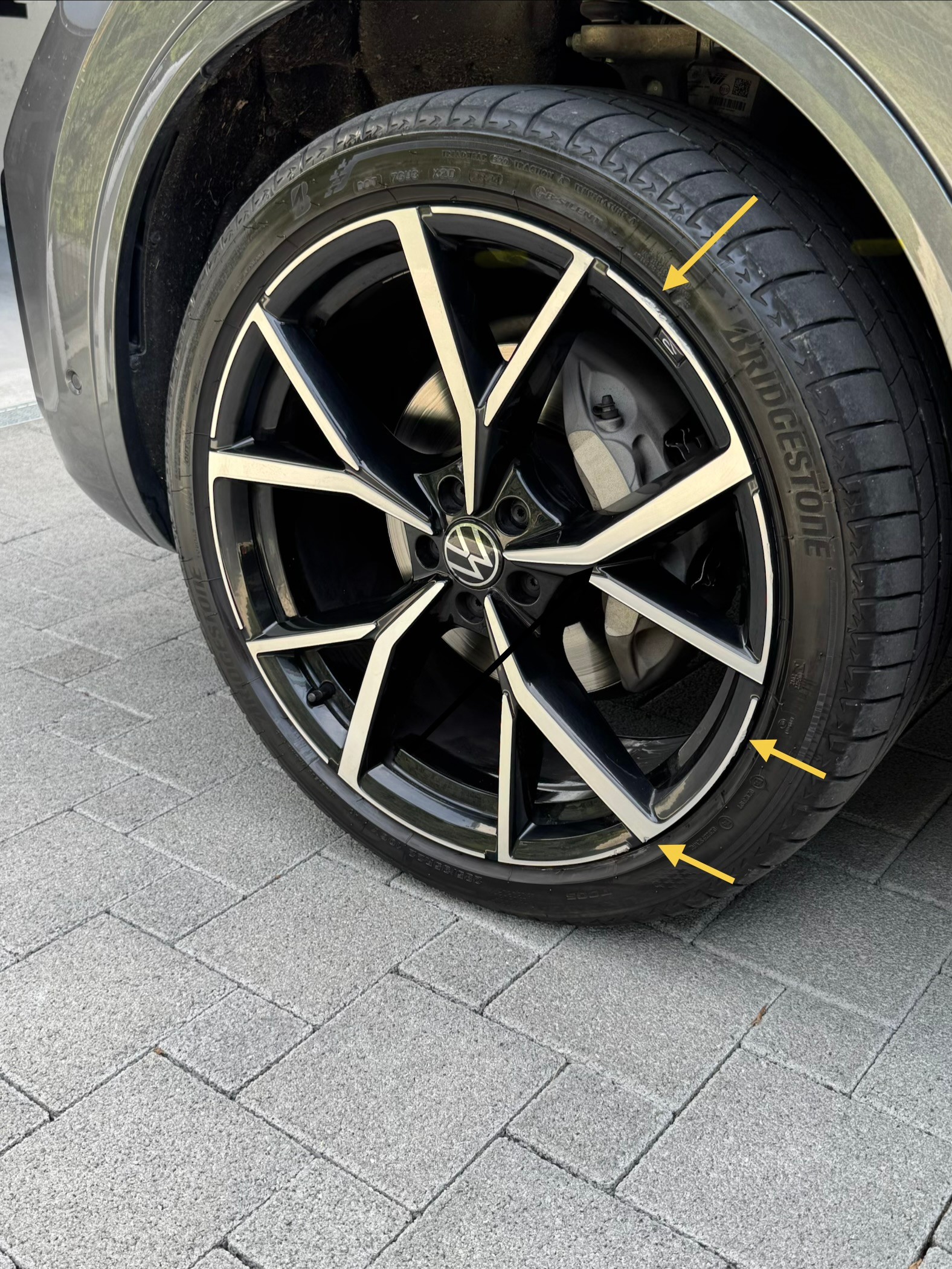 VW 3.0 V6 TDI 286 R-Line-image-9
