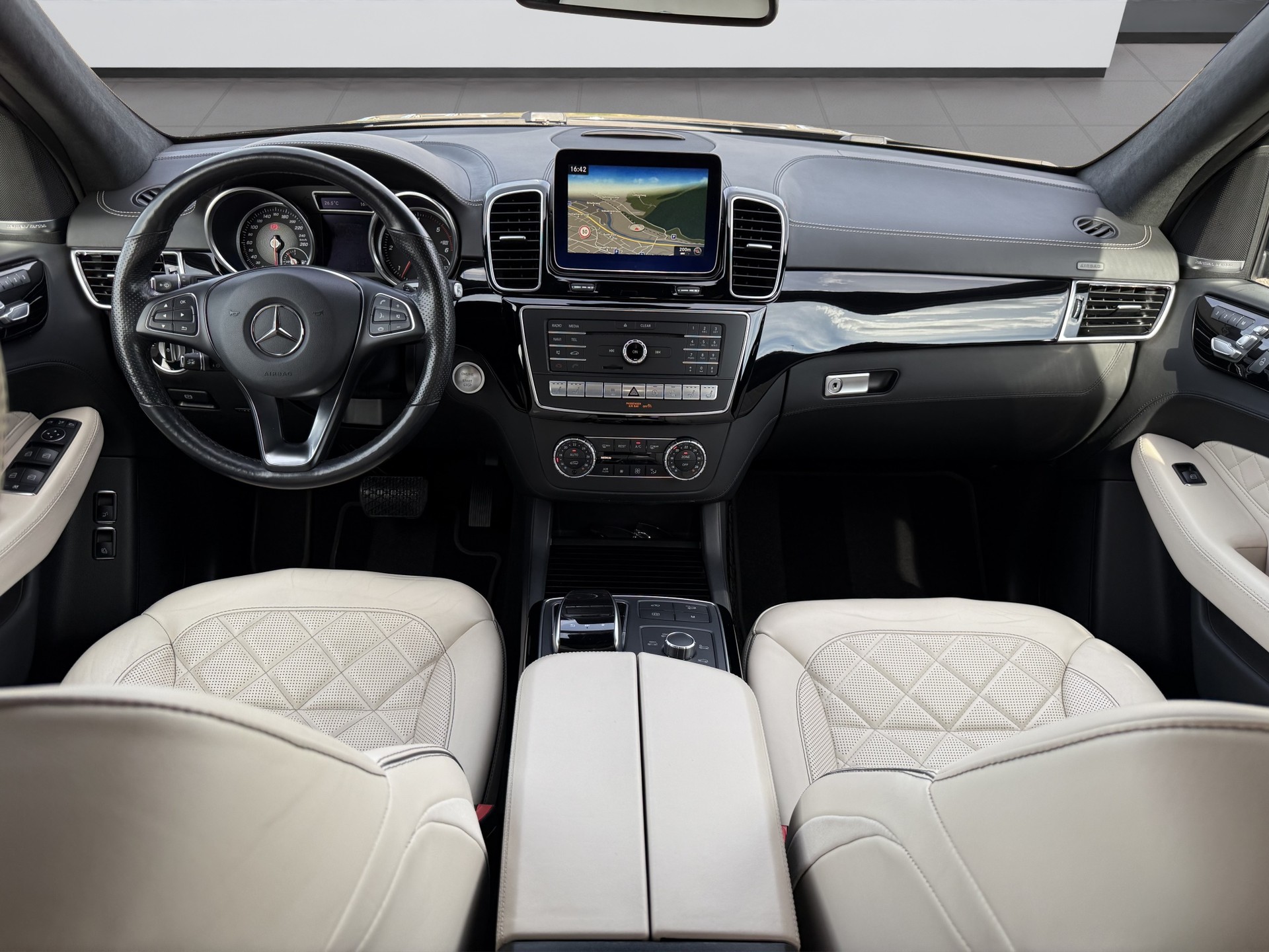 MERCEDES-BENZ GLE 350 d Executive 4Matic 9G-Tronic-image-10