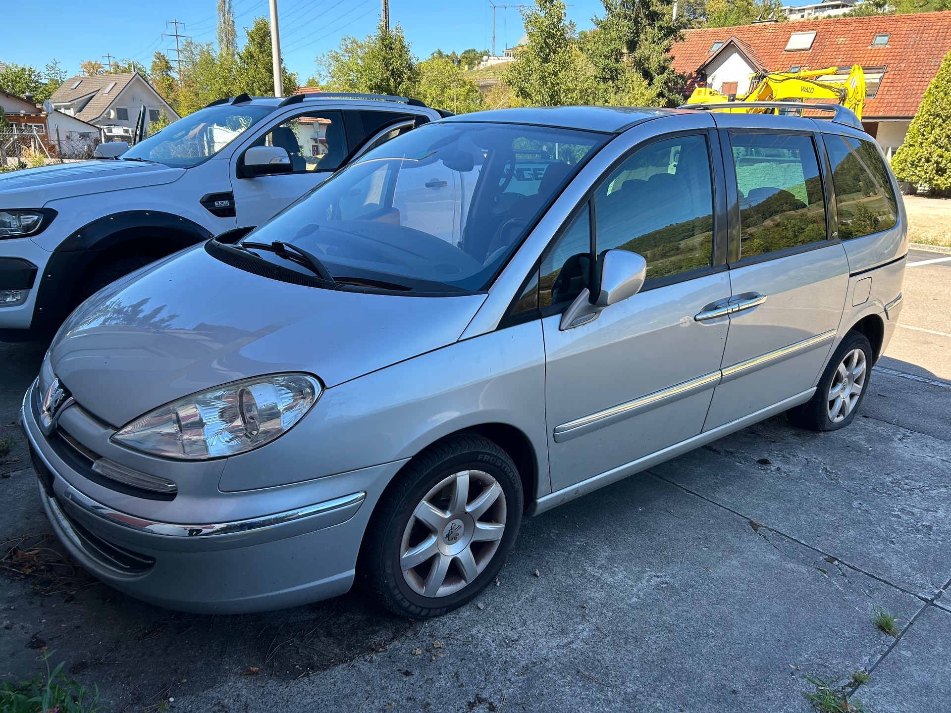 PEUGEOT 807 2.0 16V HDi Active-image-1
