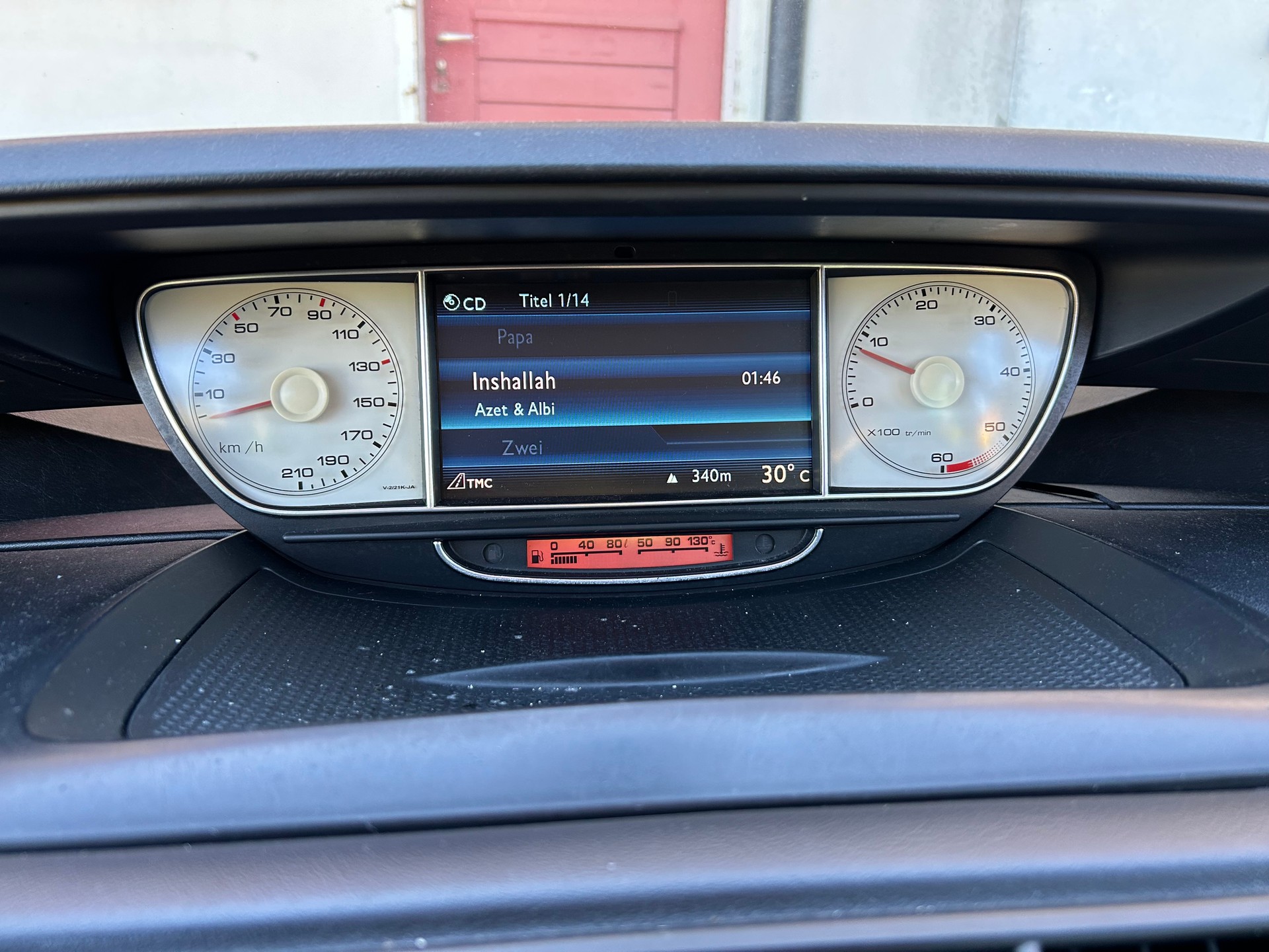 PEUGEOT 807 2.0 16V HDi Active-image-11